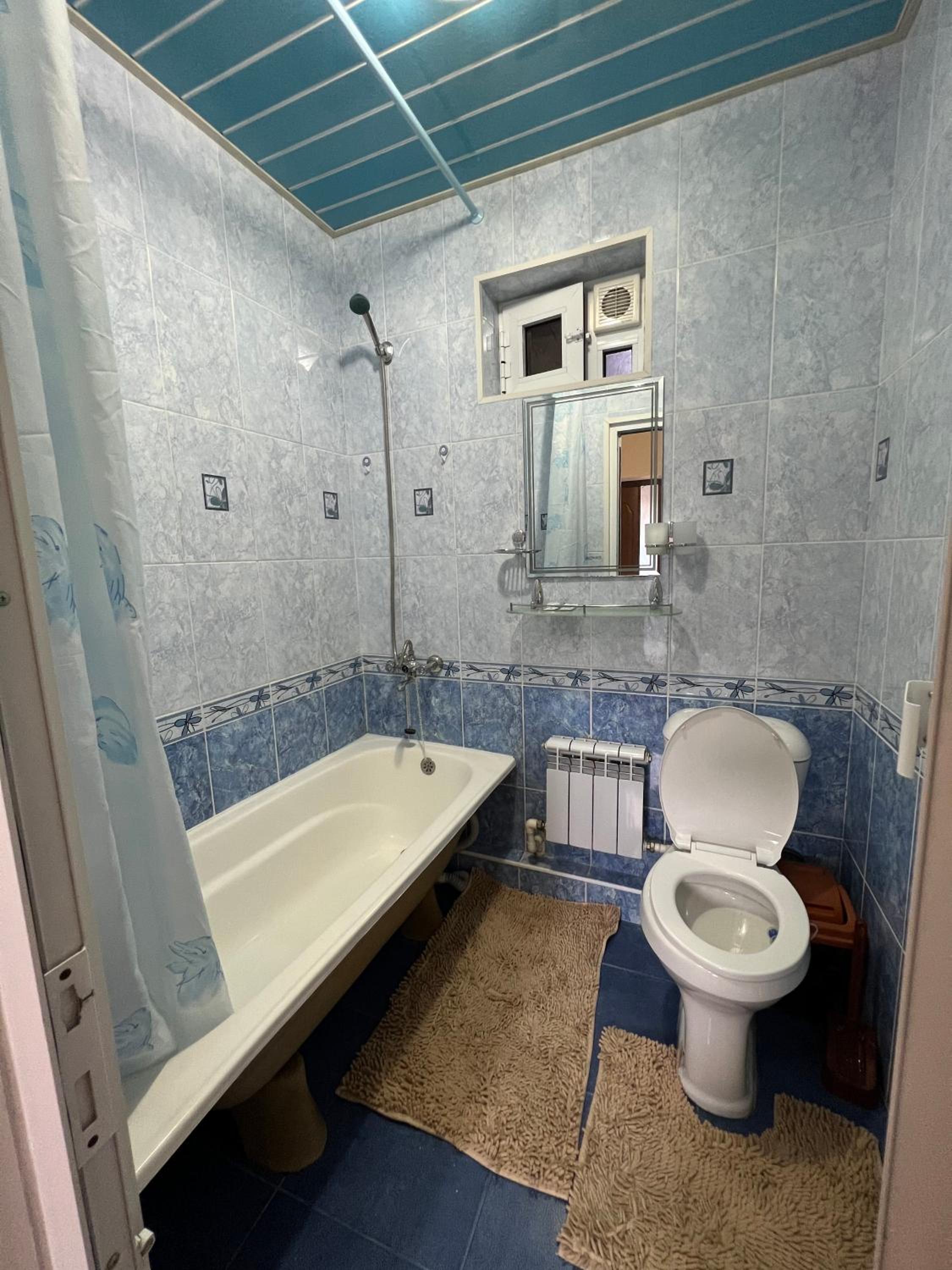 Quadruple Room with Private Bathroom photo 1