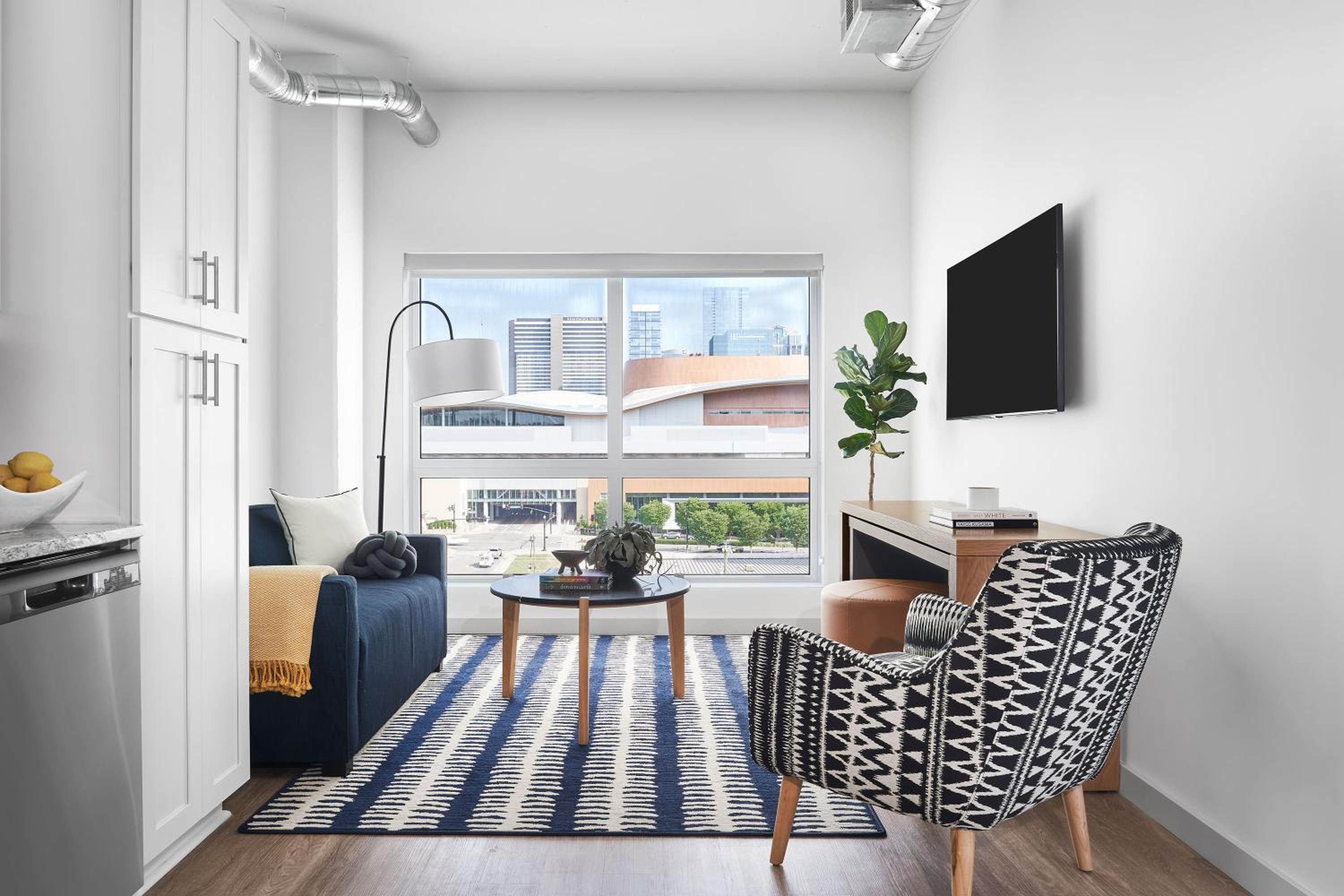 One-Bedroom Apartment - Photo 5
