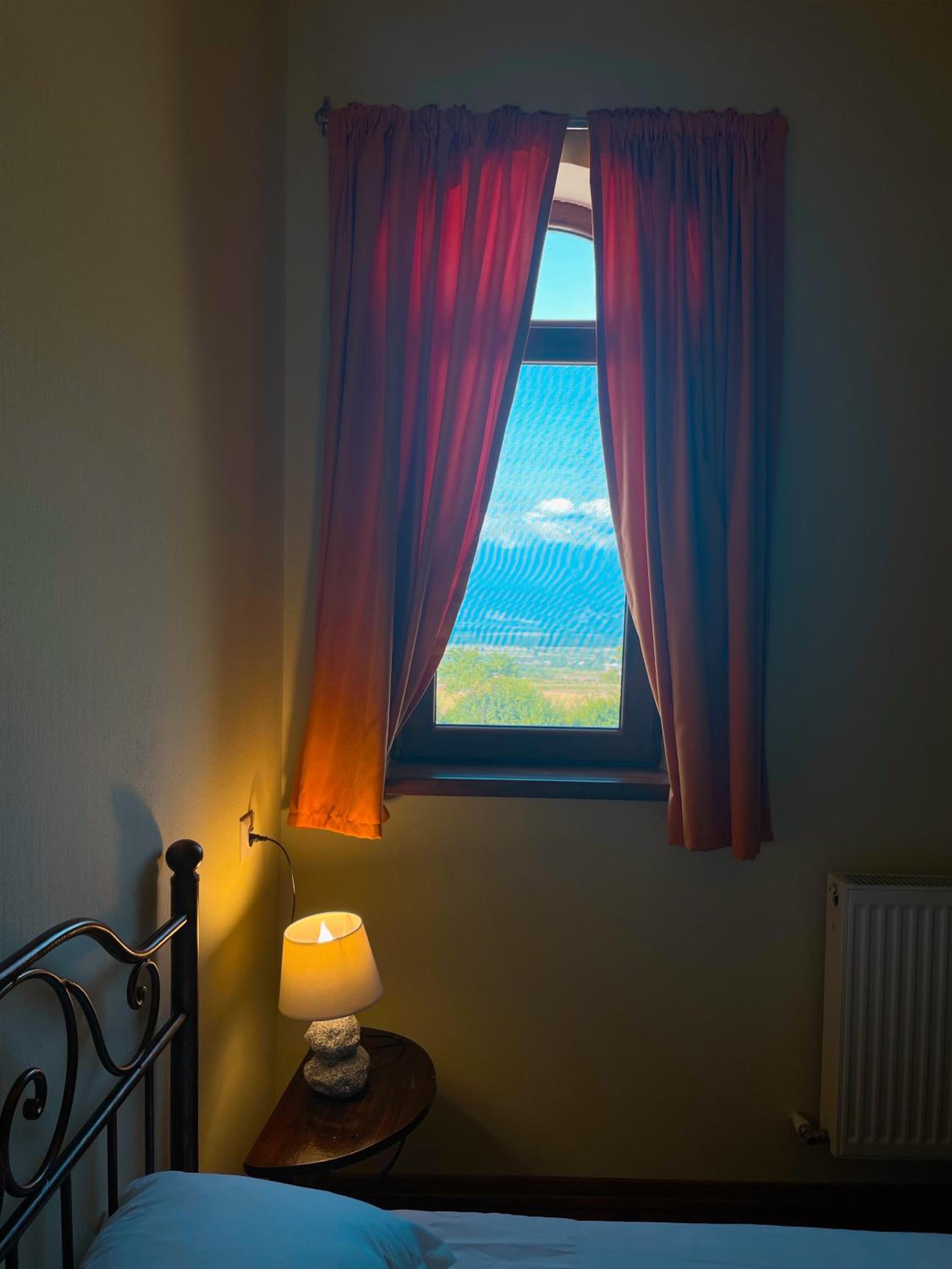 Budget Double Room - Photo 8