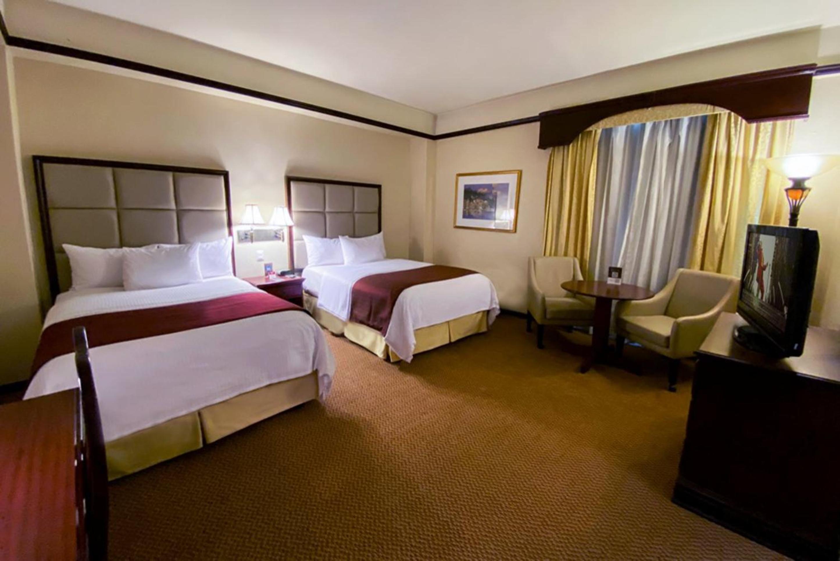 Double Room Tower 2 - Photo 1