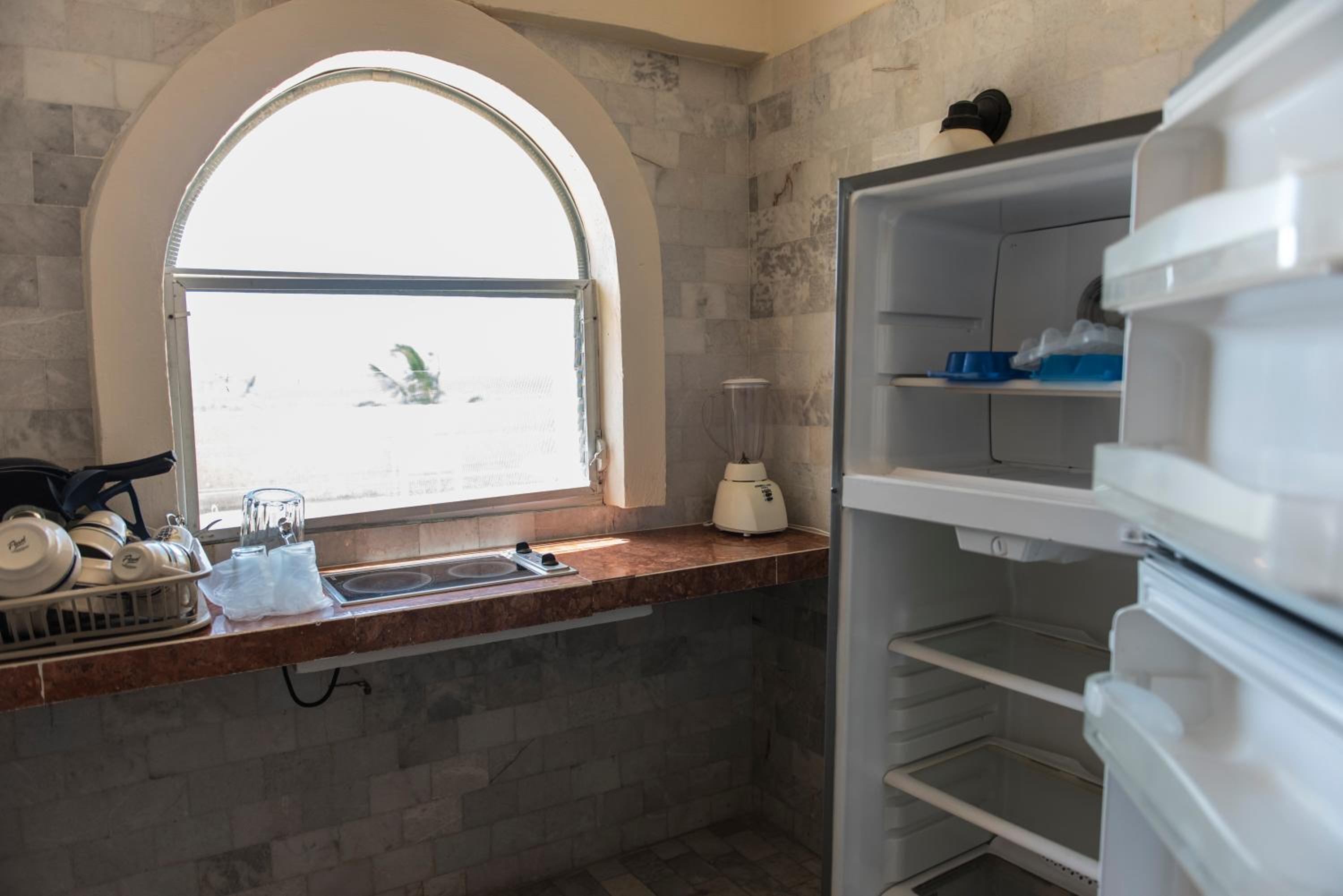 Junior Suite with Terrace - Photo 10
