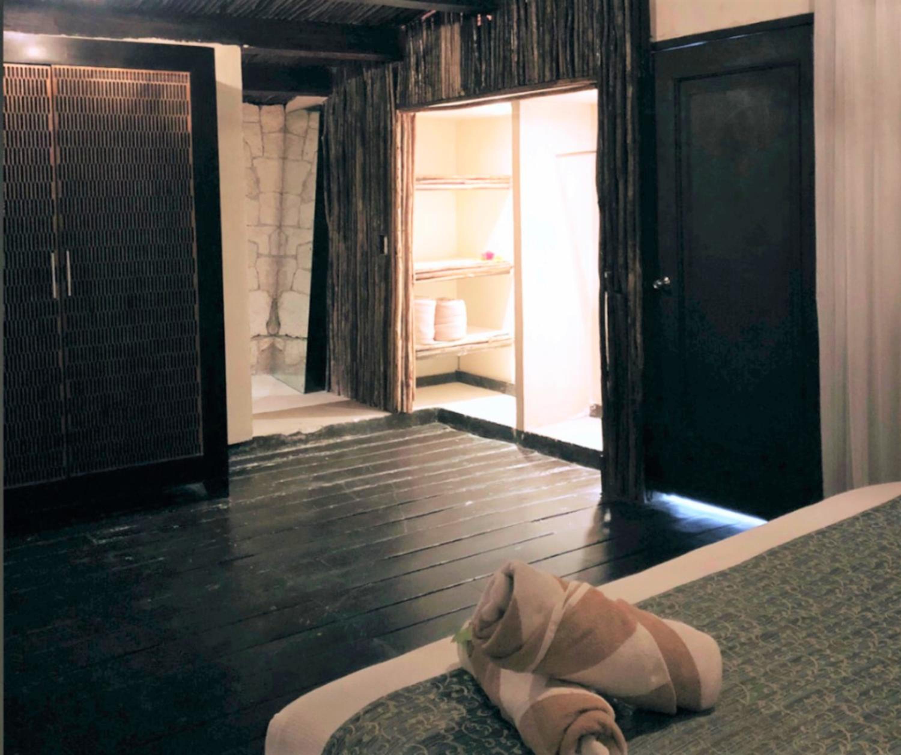 Junior Suite with Garden View - Photo 5