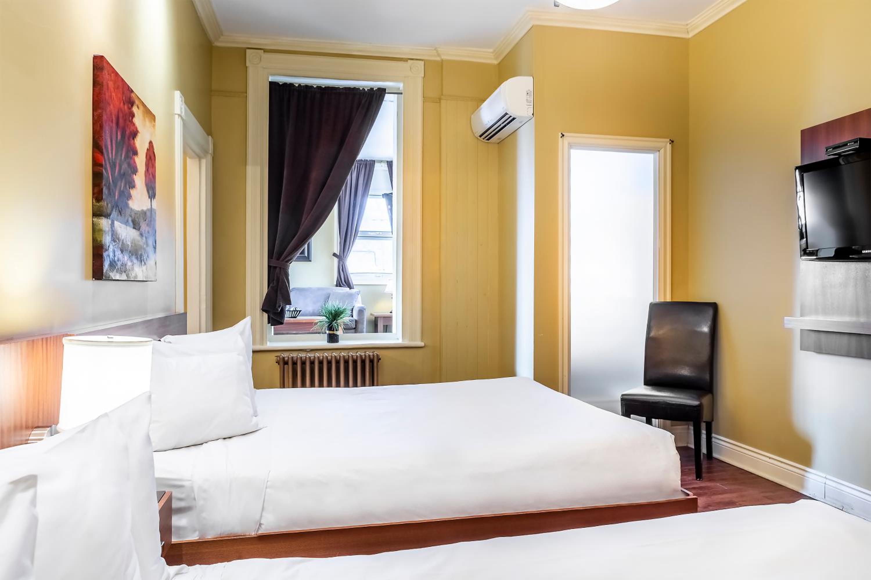 Deluxe Double Room photo 3