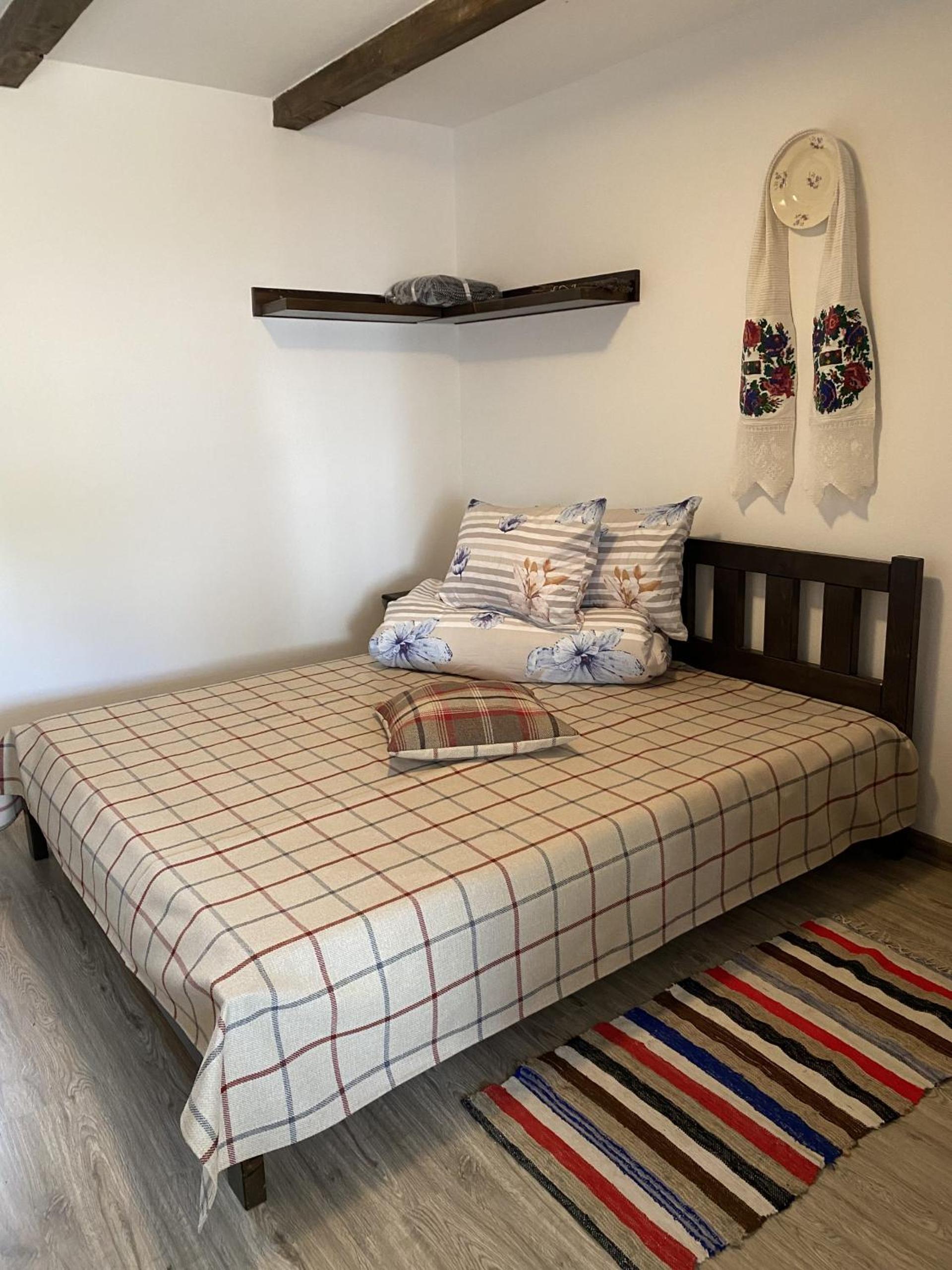 Double Room - Photo 3