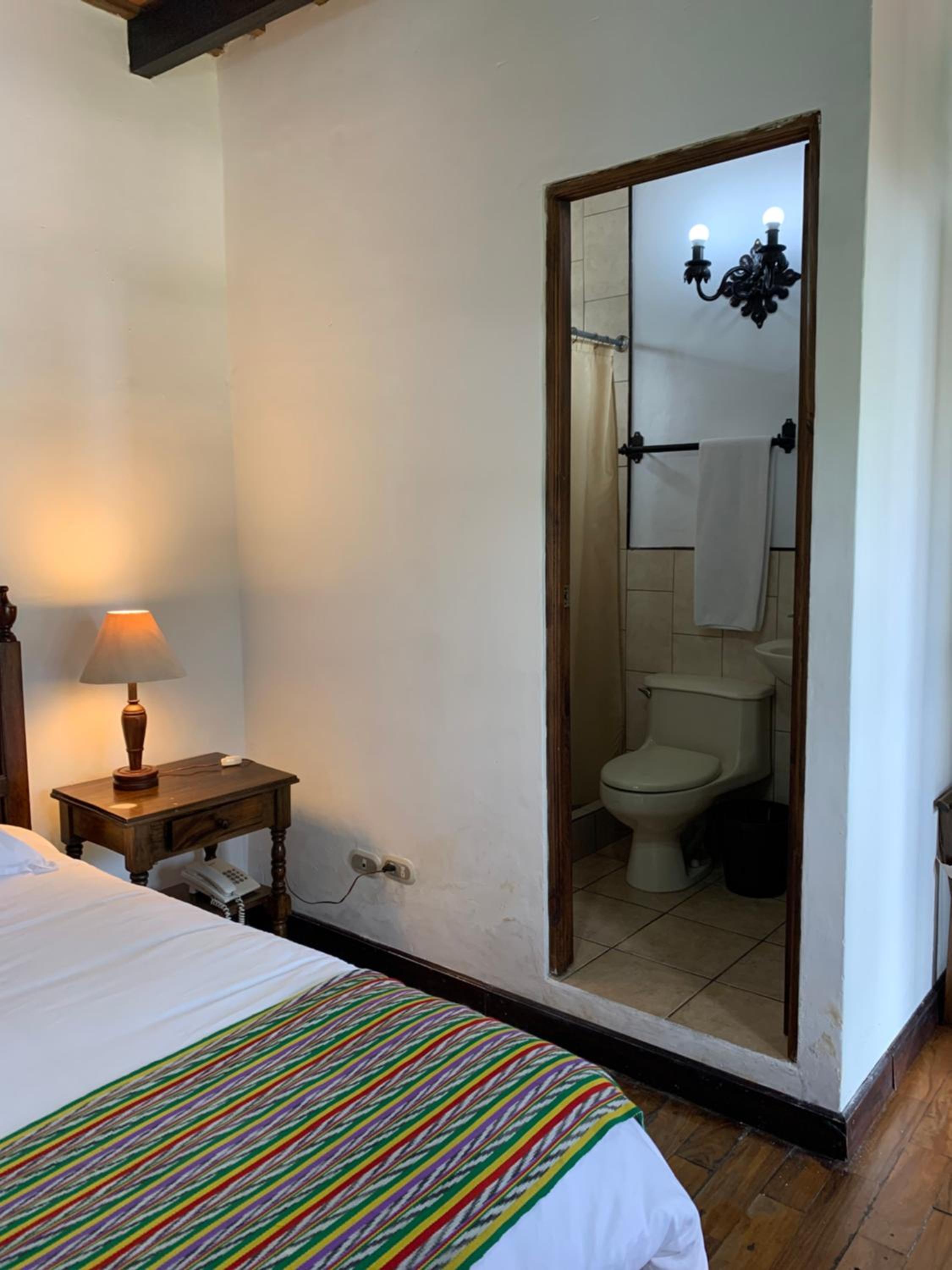 Queen Room photo 1