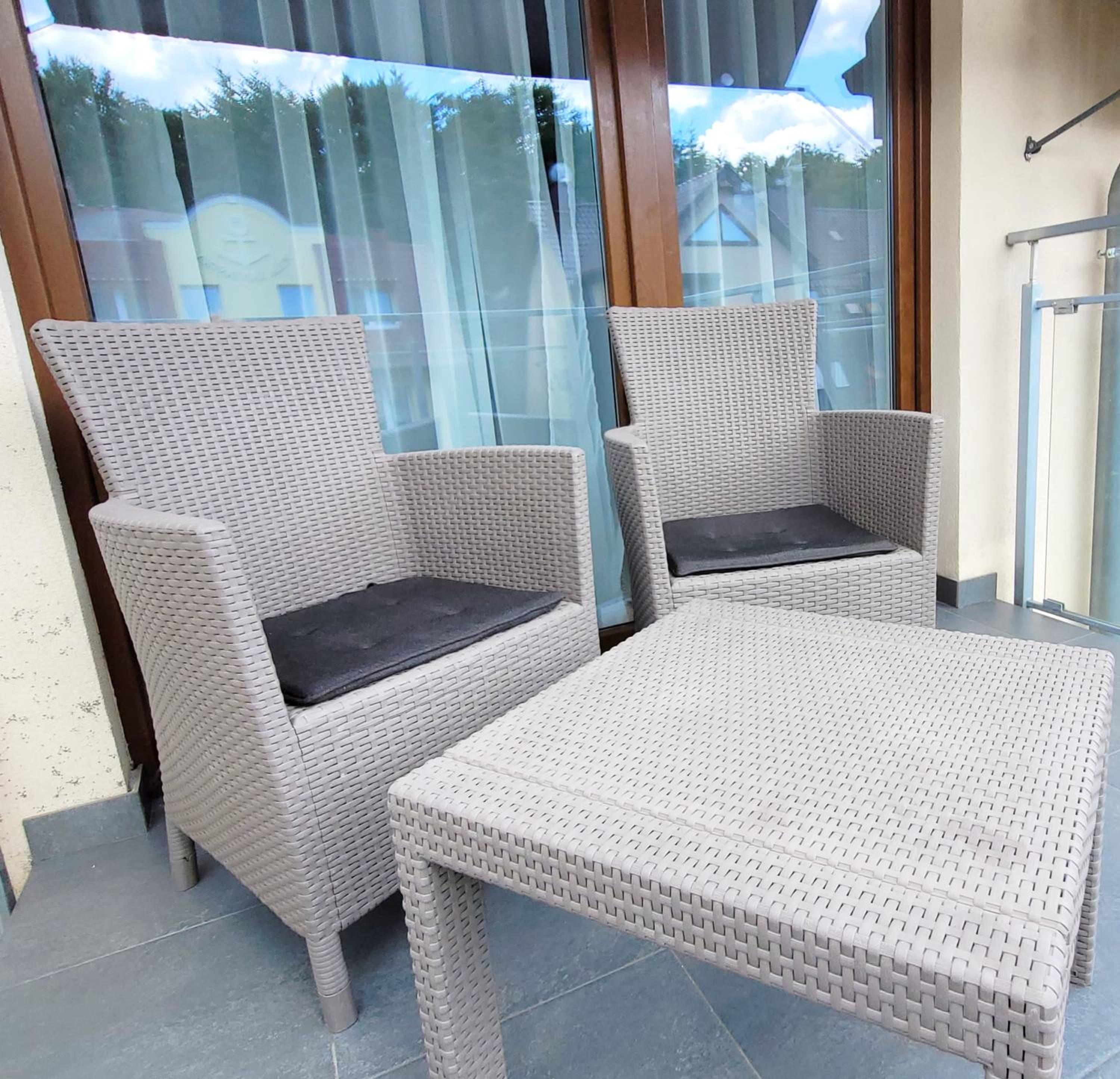 Double or Twin Room with Balcony photo 2