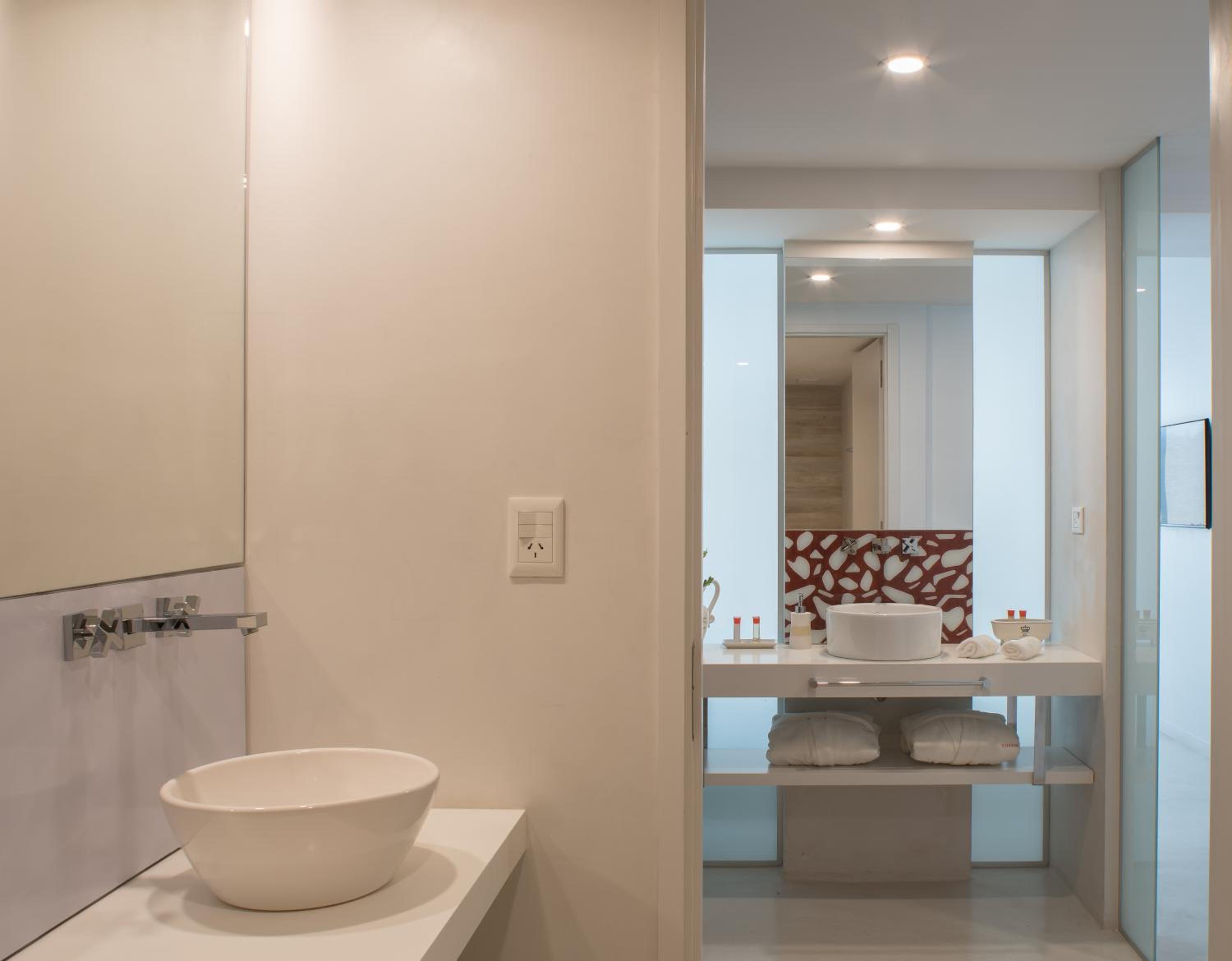 Junior Suite with Balcony photo 3