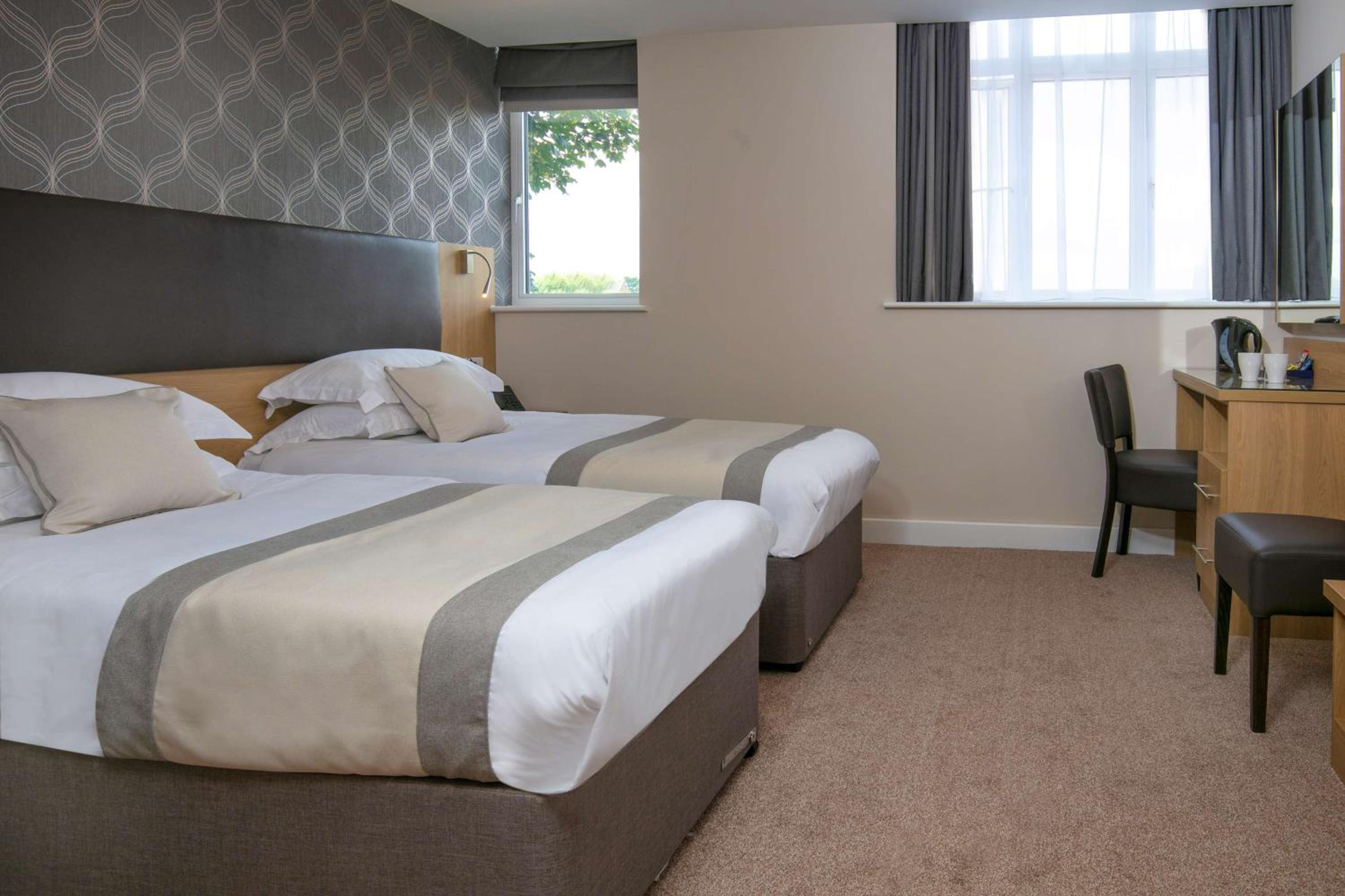 Superior Twin Room with Kitchenette photo 1