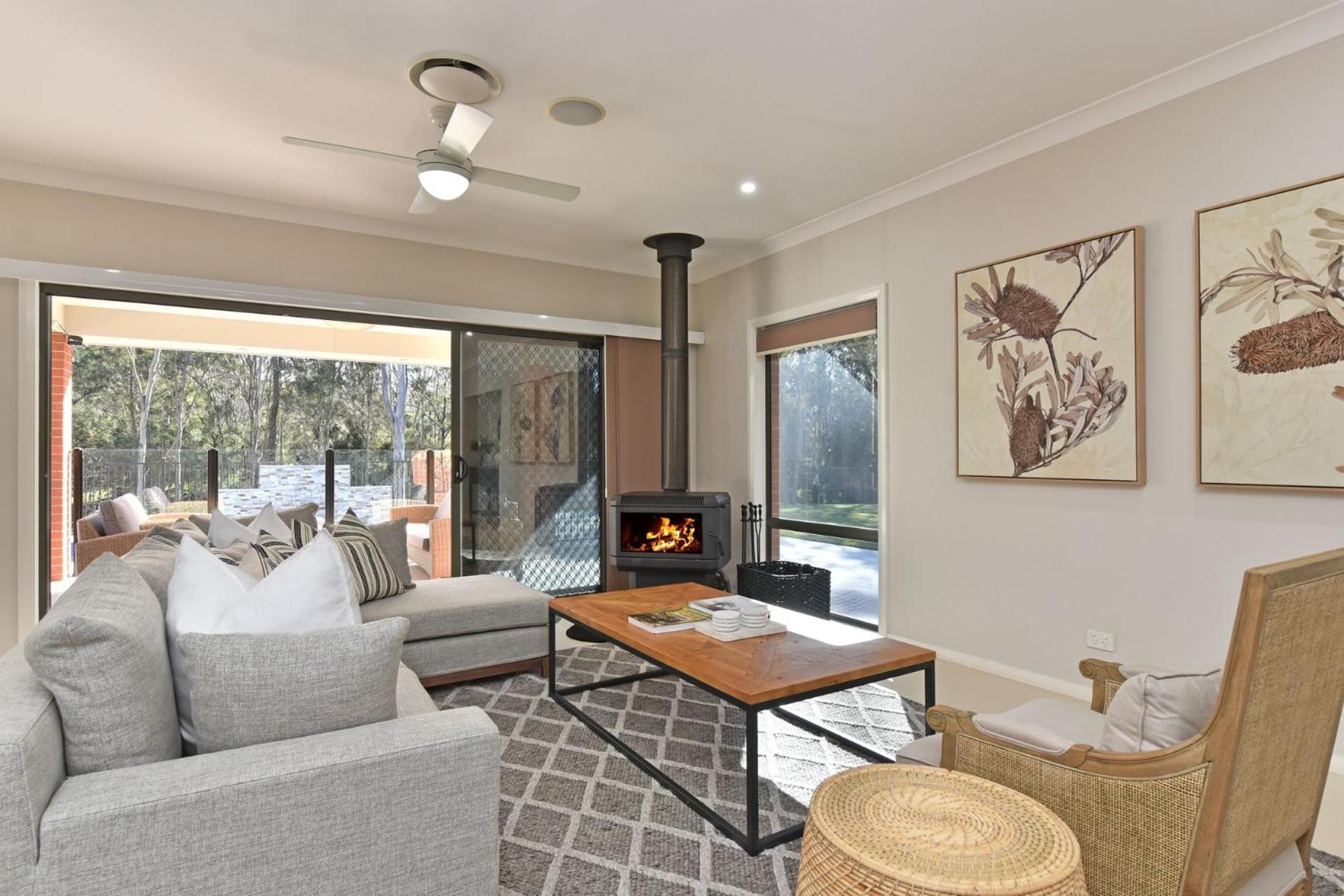 Five-Bedroom House photo 1
