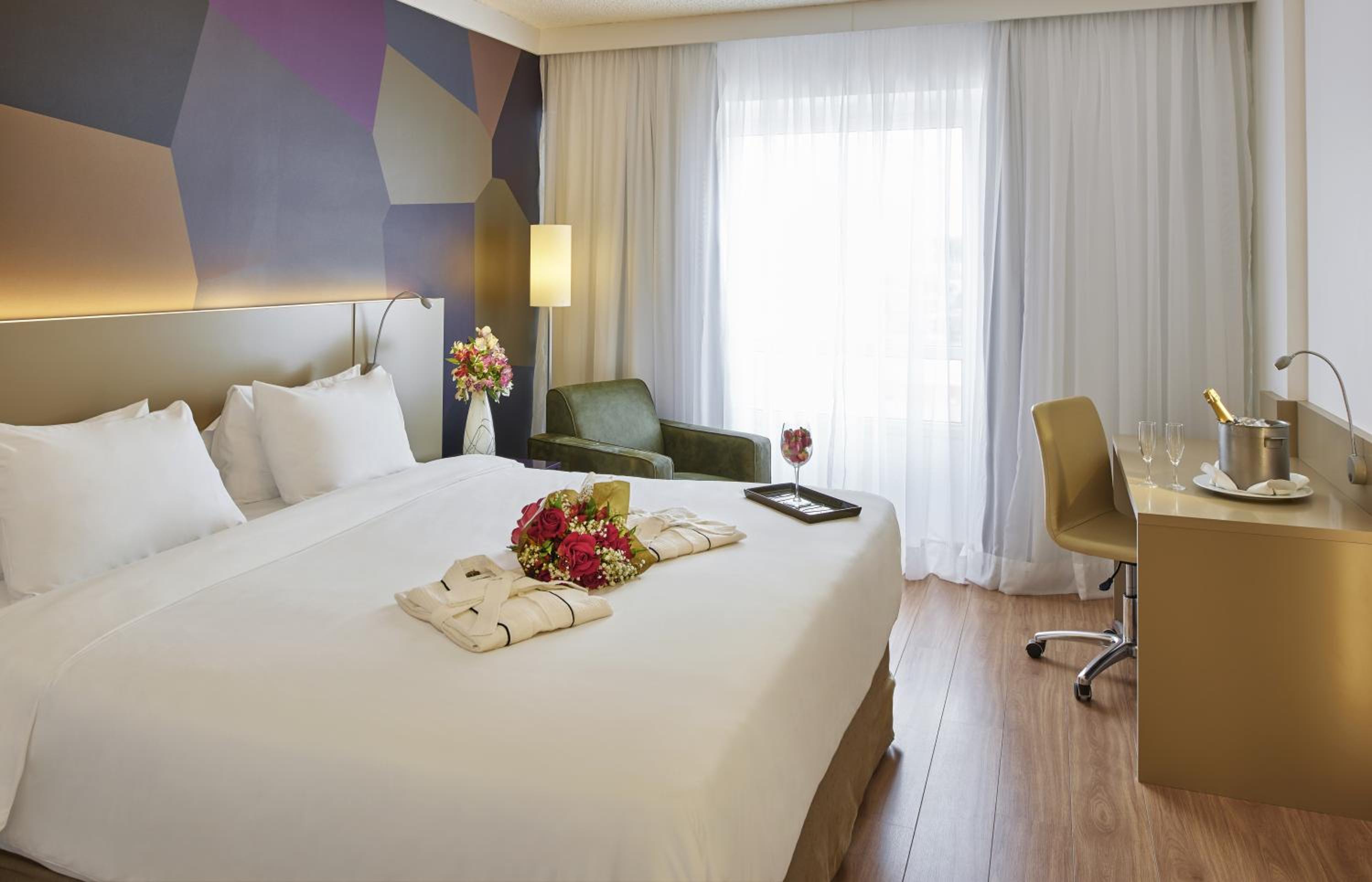 Superior King Room - Executive Floor - Photo 1