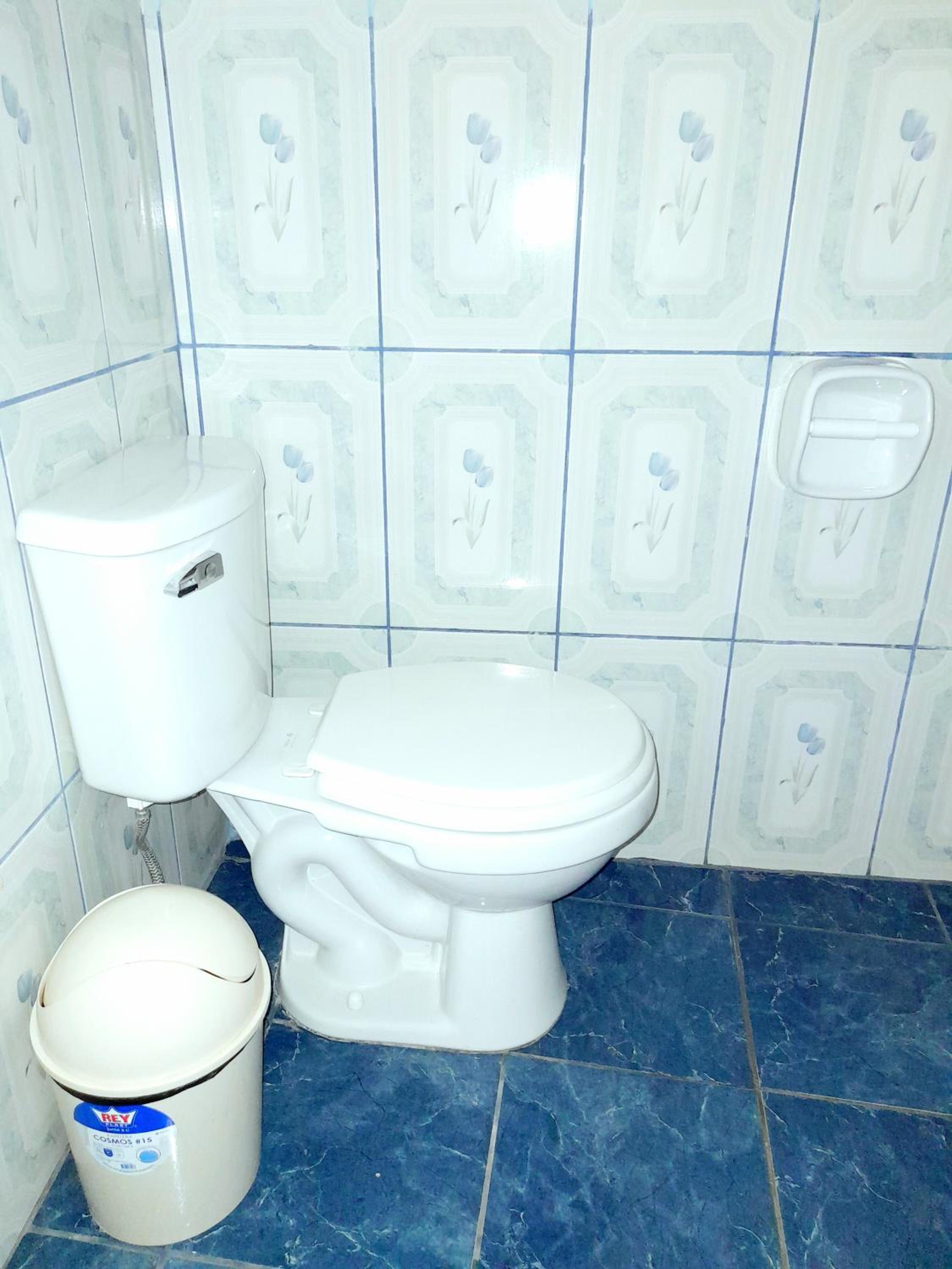 Family Room with Private Bathroom photo 3