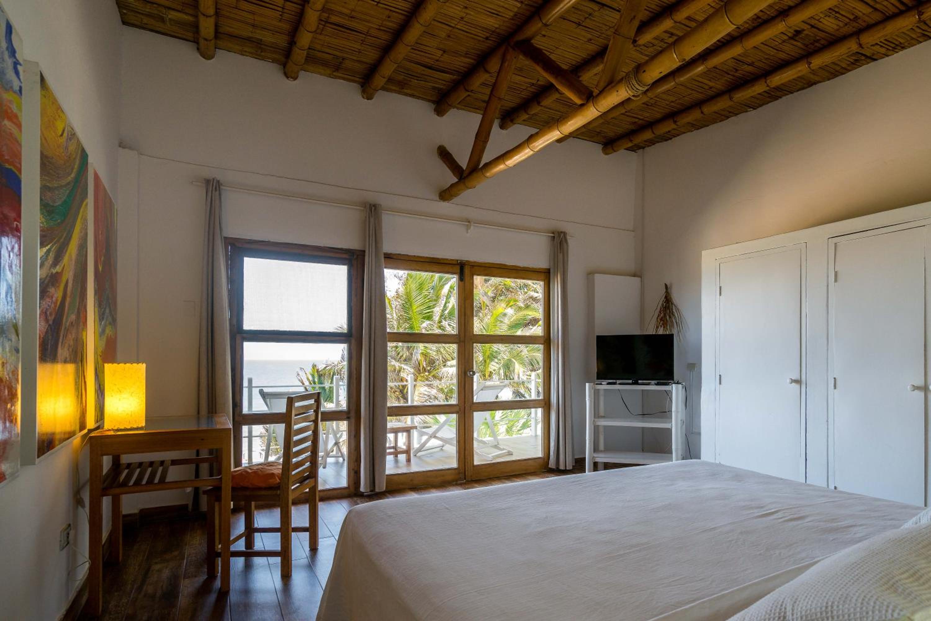 Double Room with Sea View photo 2