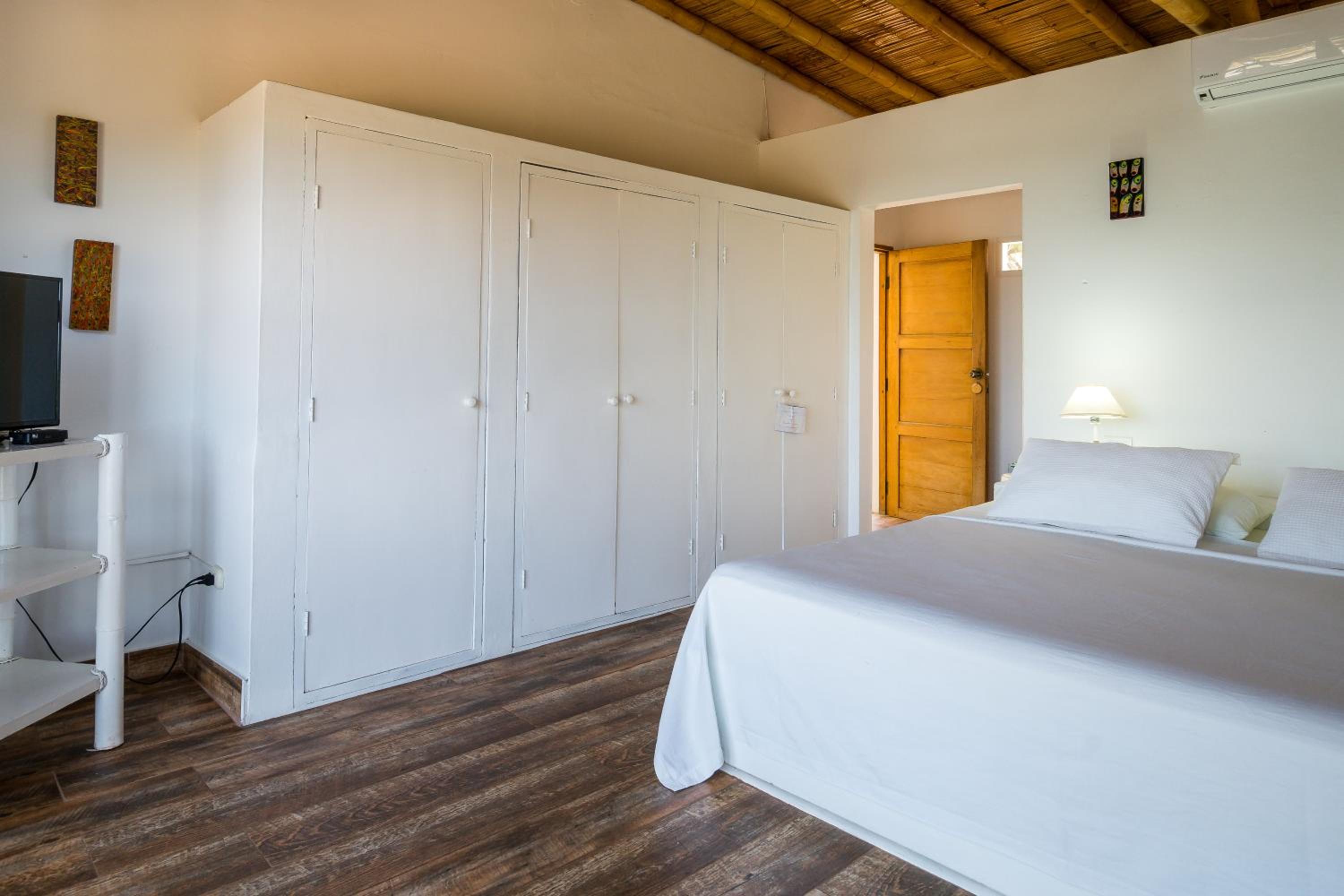 Double Room with Sea View photo 3