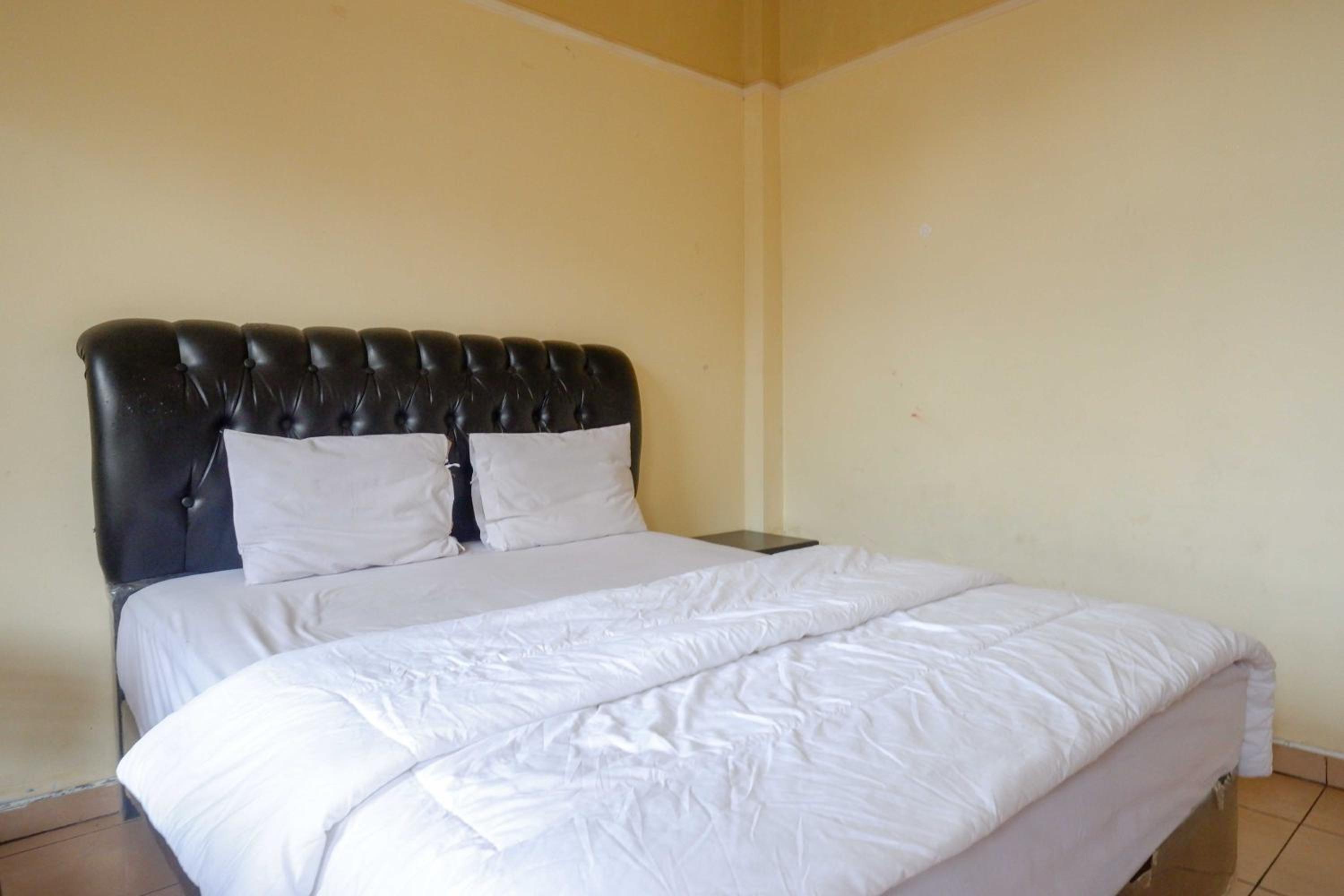 Deluxe Double Room - Photo 8