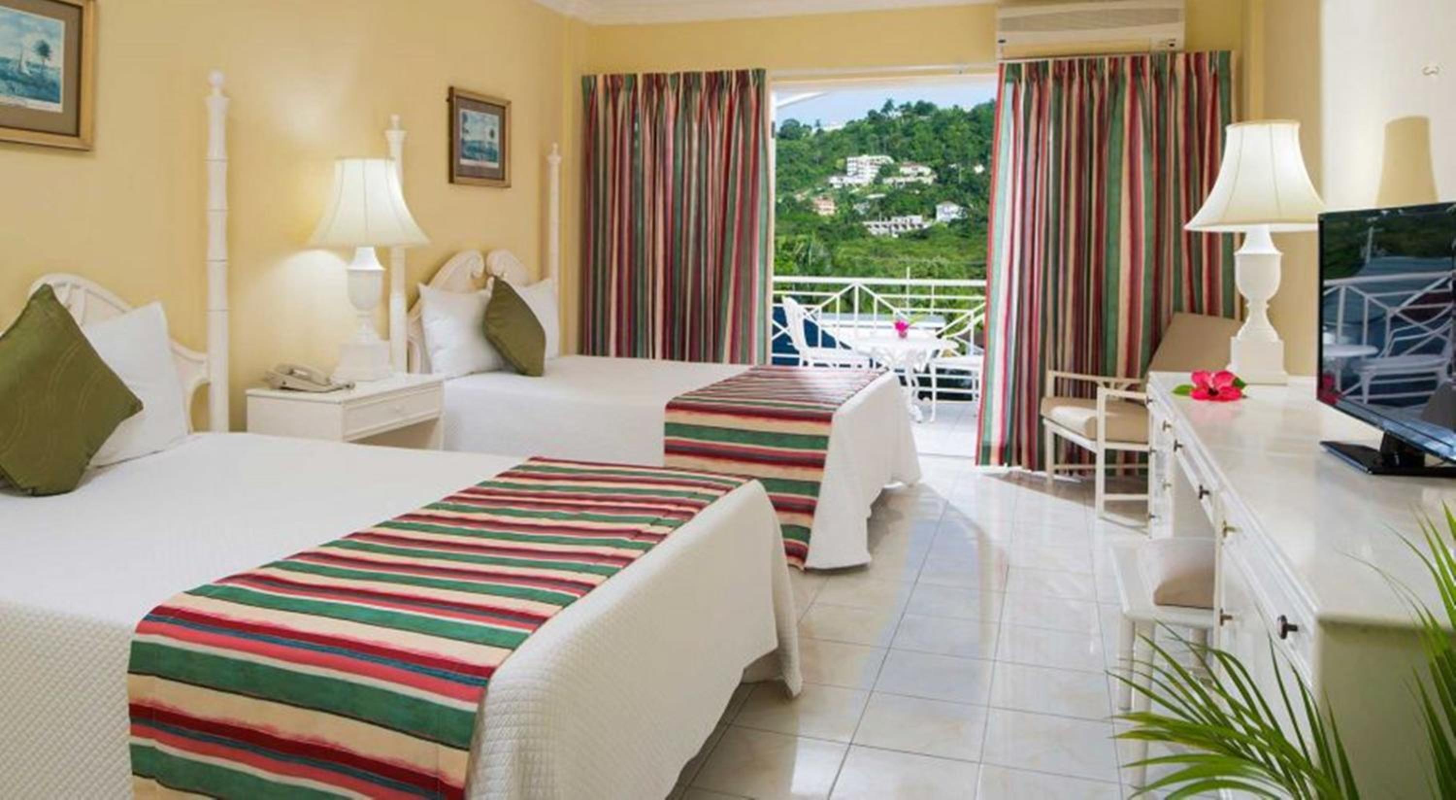 Deluxe Garden/pool View Room