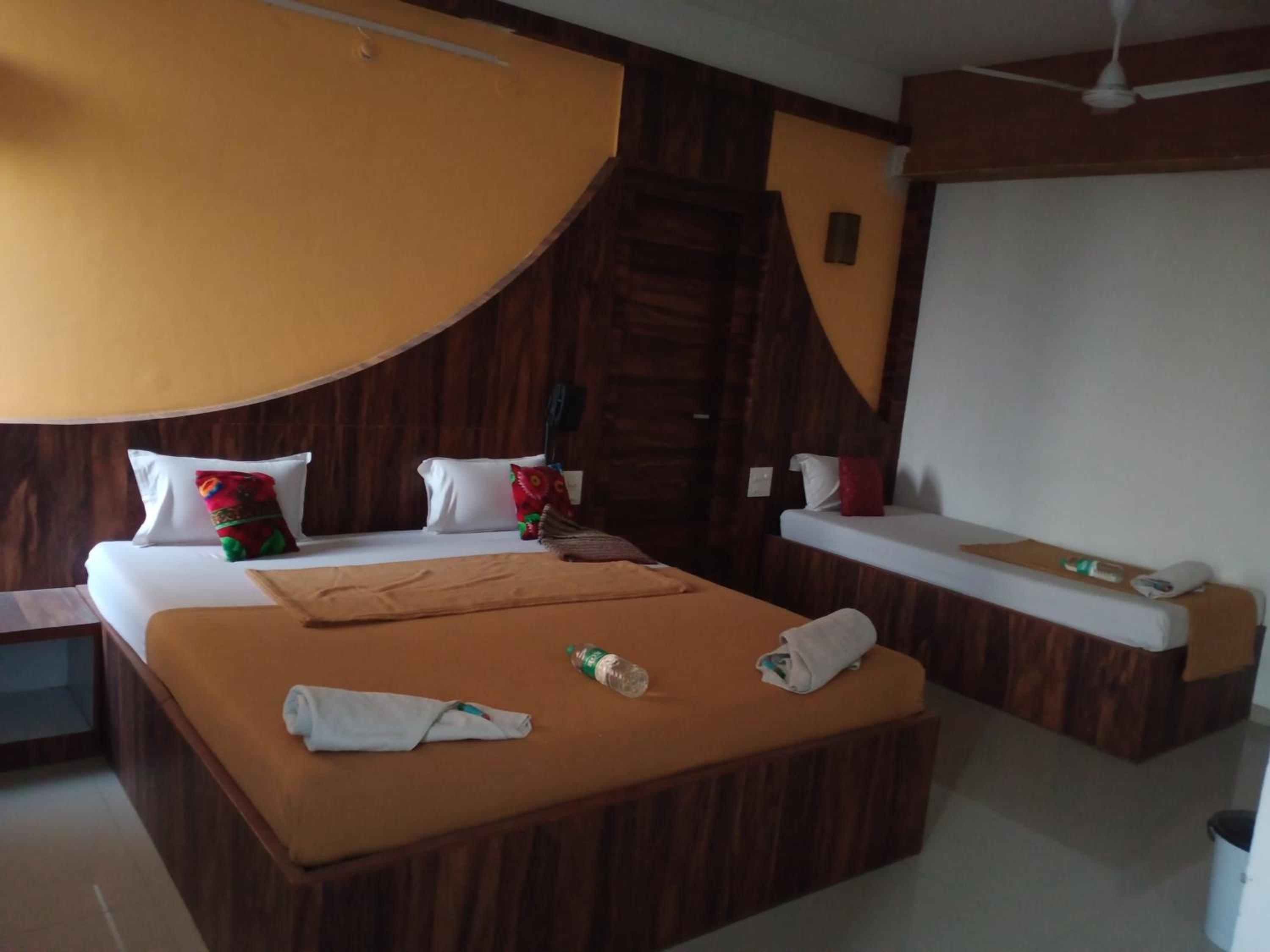 Deluxe Triple Room - Photo 2