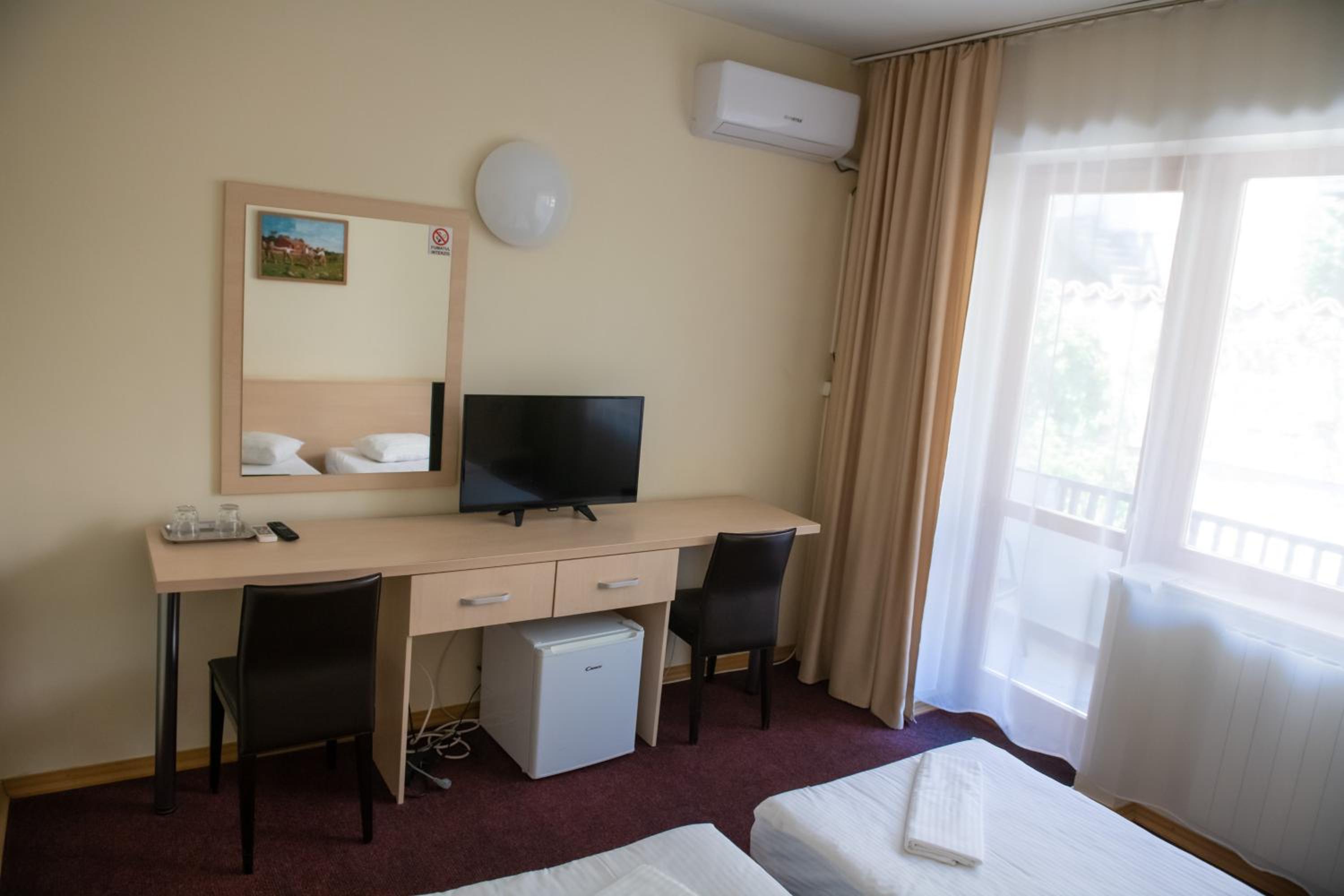 Double or Twin Room photo 1