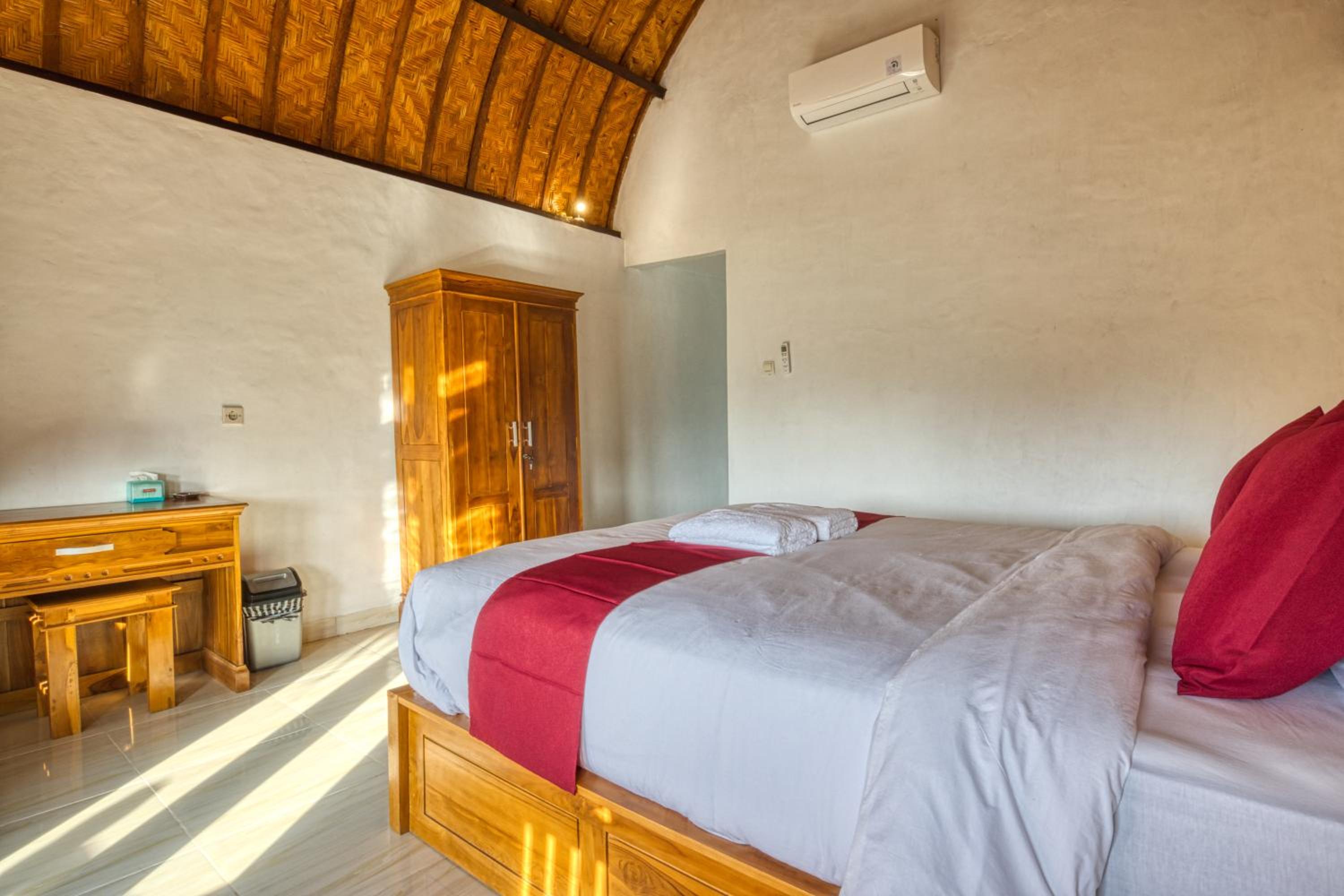Double Room - Photo 12