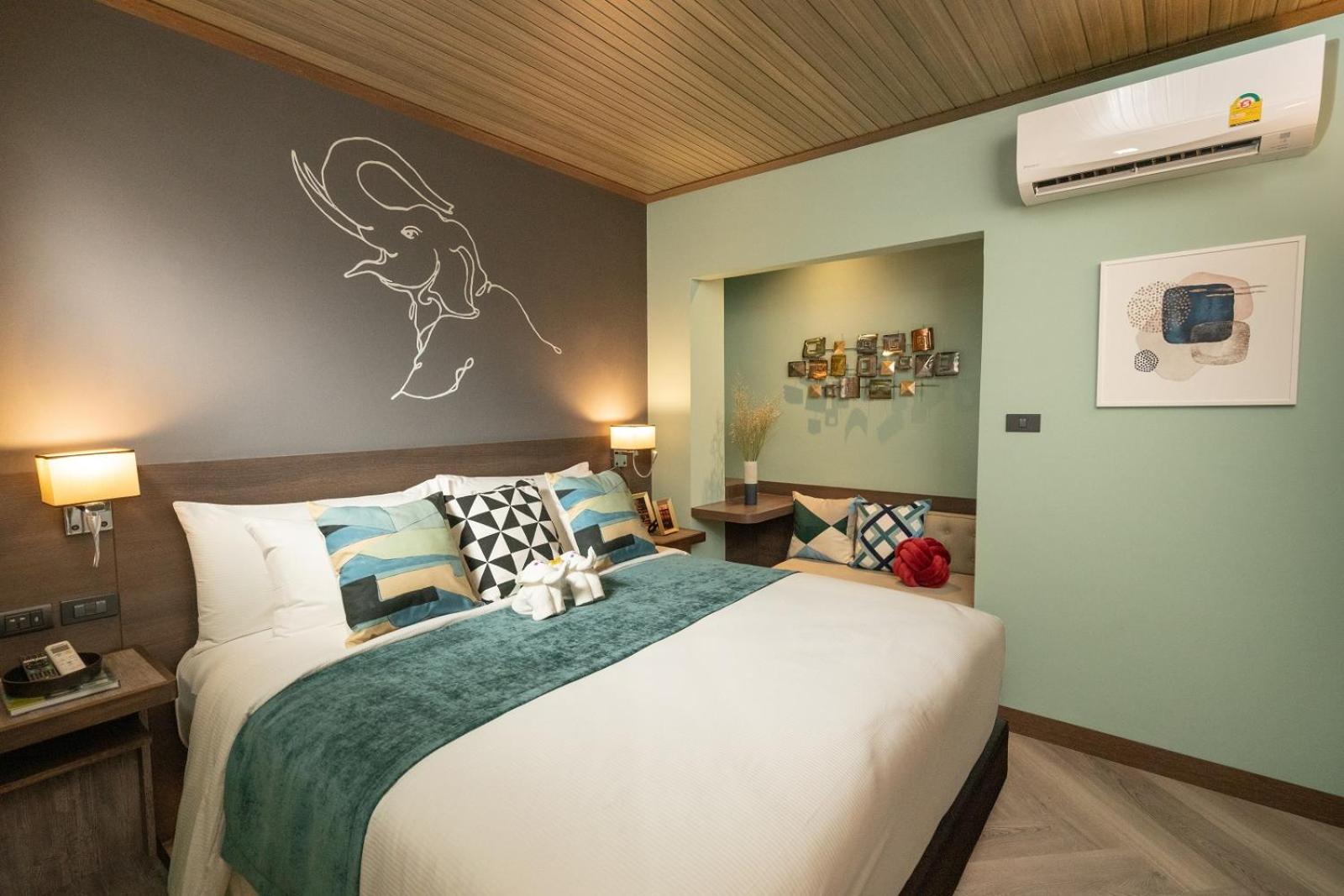 Standard King Room - Photo 1