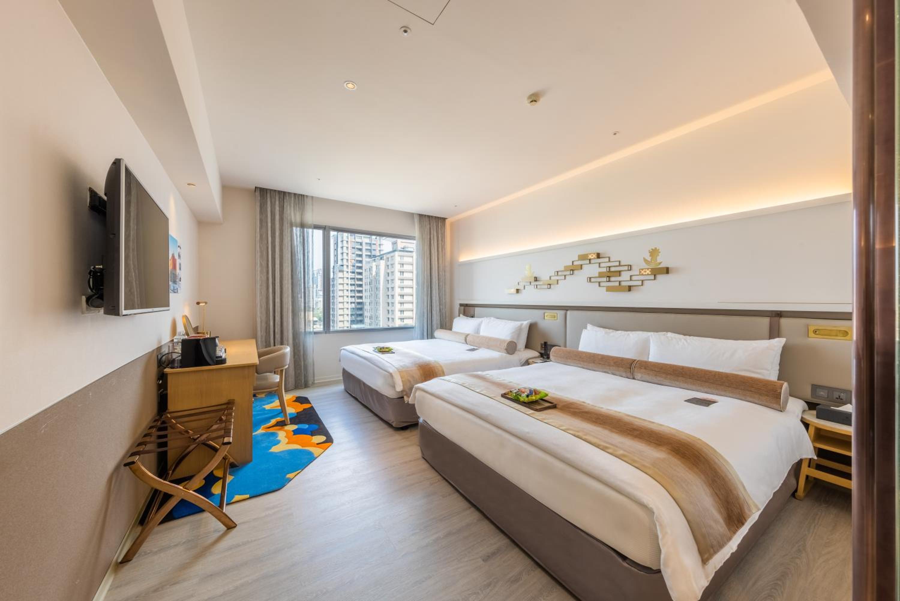 Premier Quadruple Room photo 2