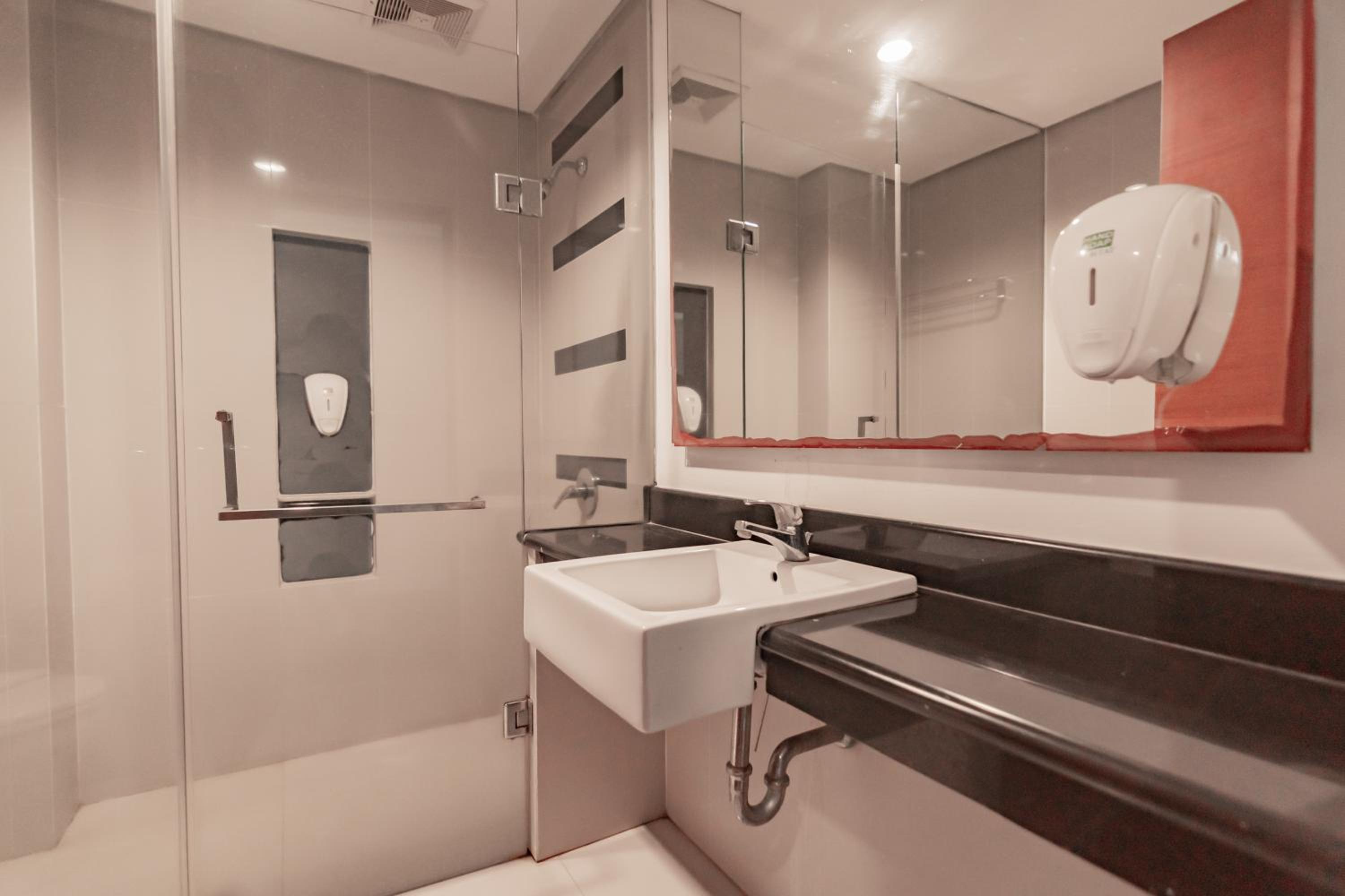 Deluxe Twin Room - Photo 3