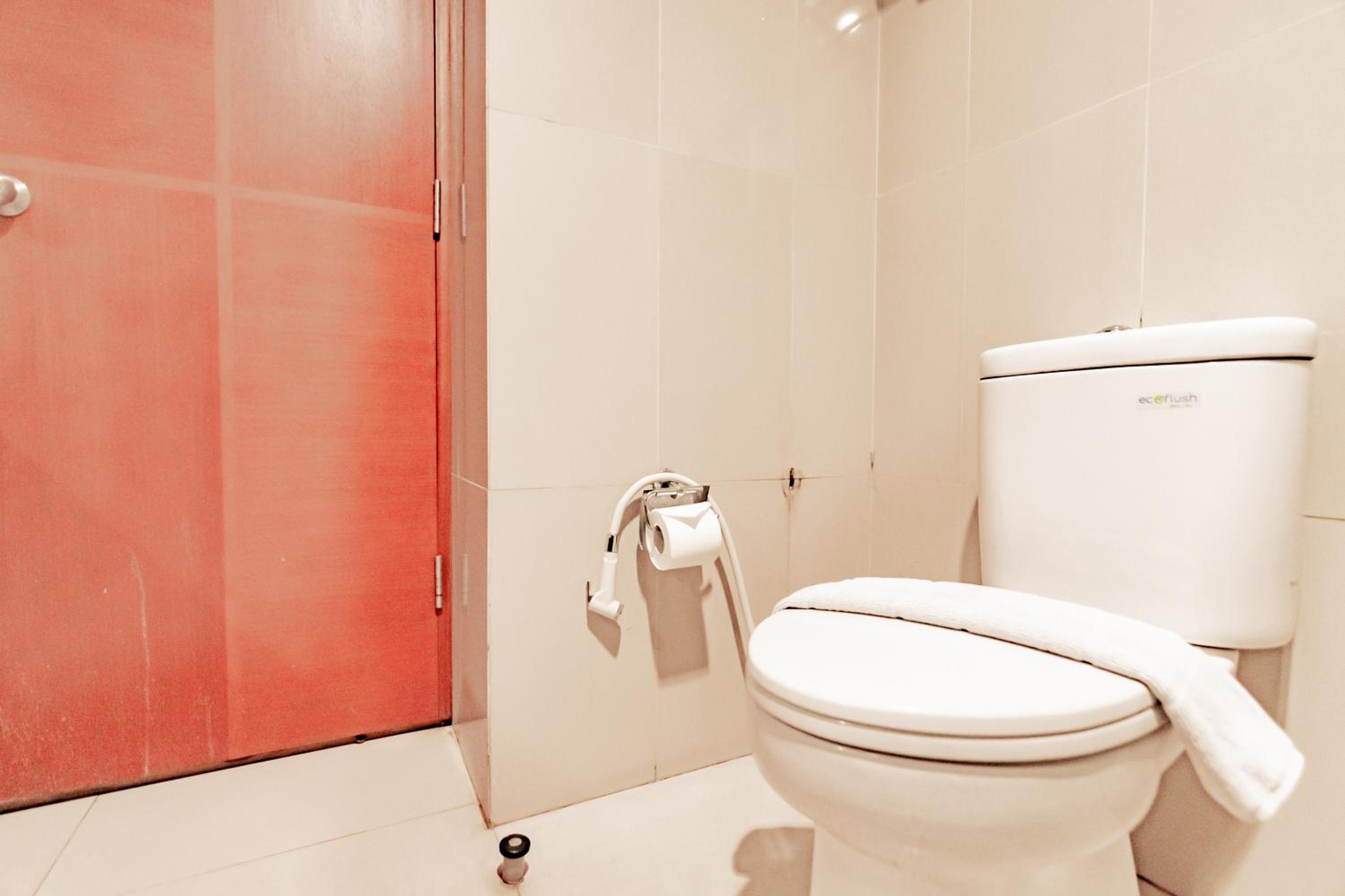 Standard Double Room - Photo 5
