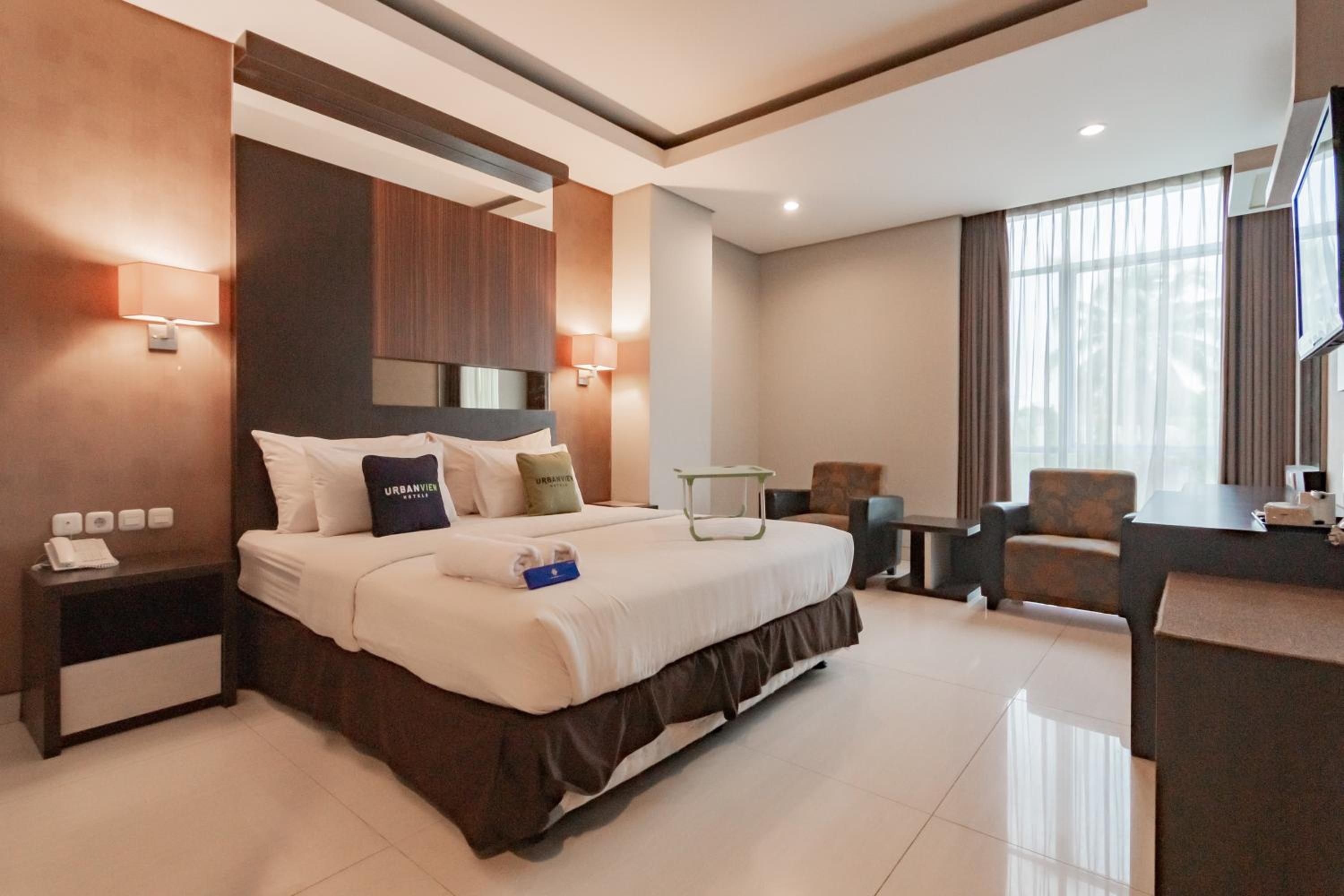 Deluxe Room - Photo 1