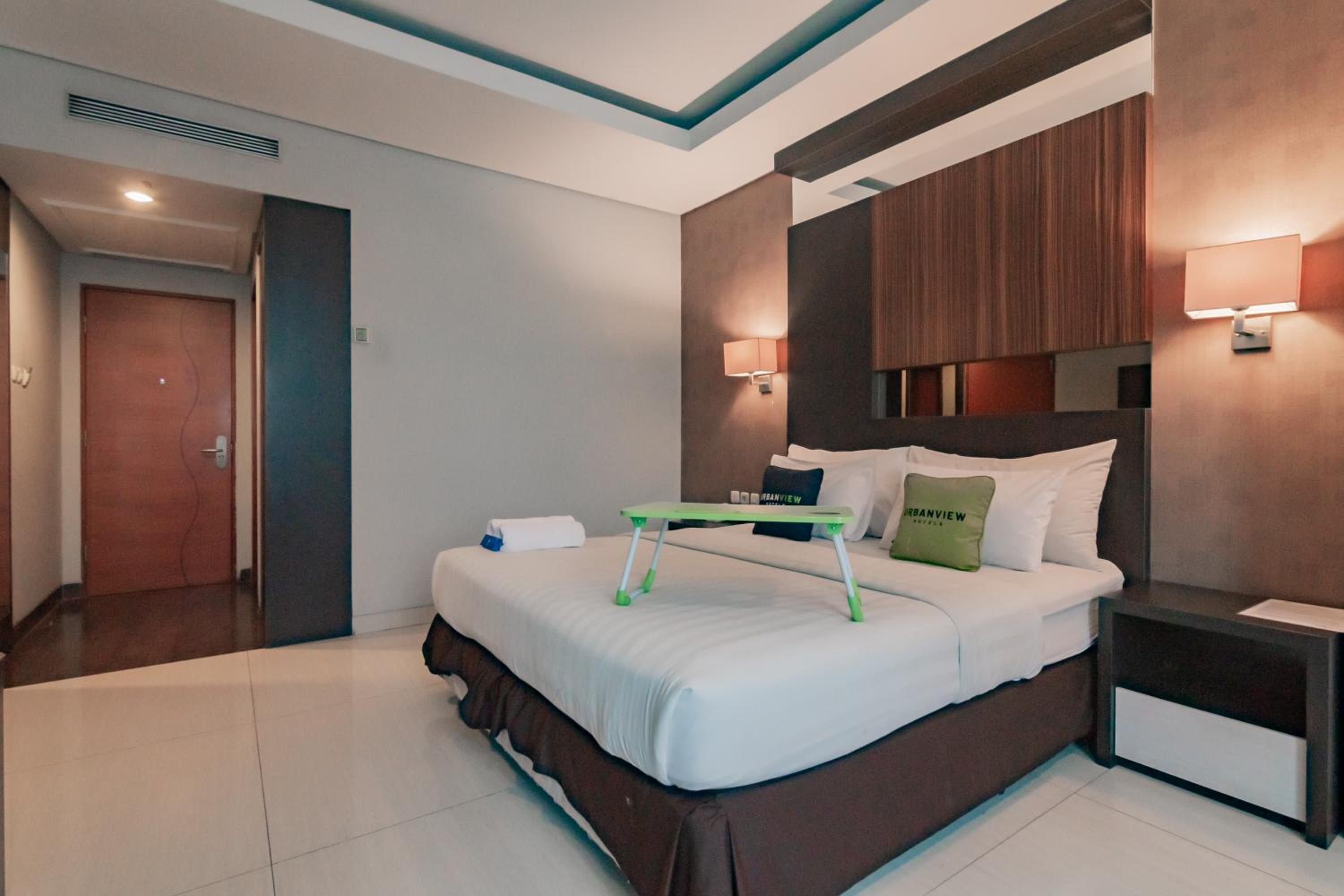 Deluxe Room - Photo 2