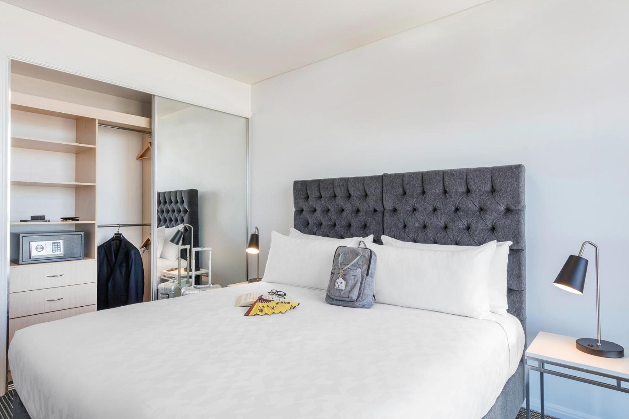 One-Bedroom Suite photo 3