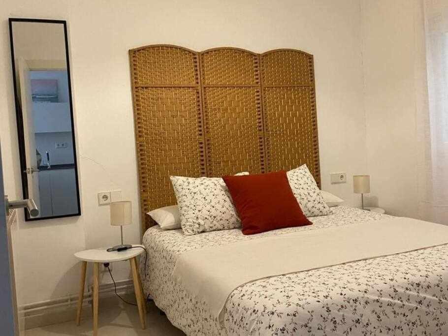 Two-Bedroom Apartment with Terrace - Photo 21