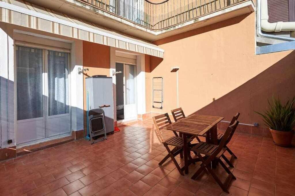 Two-Bedroom Apartment with Terrace - Photo 13