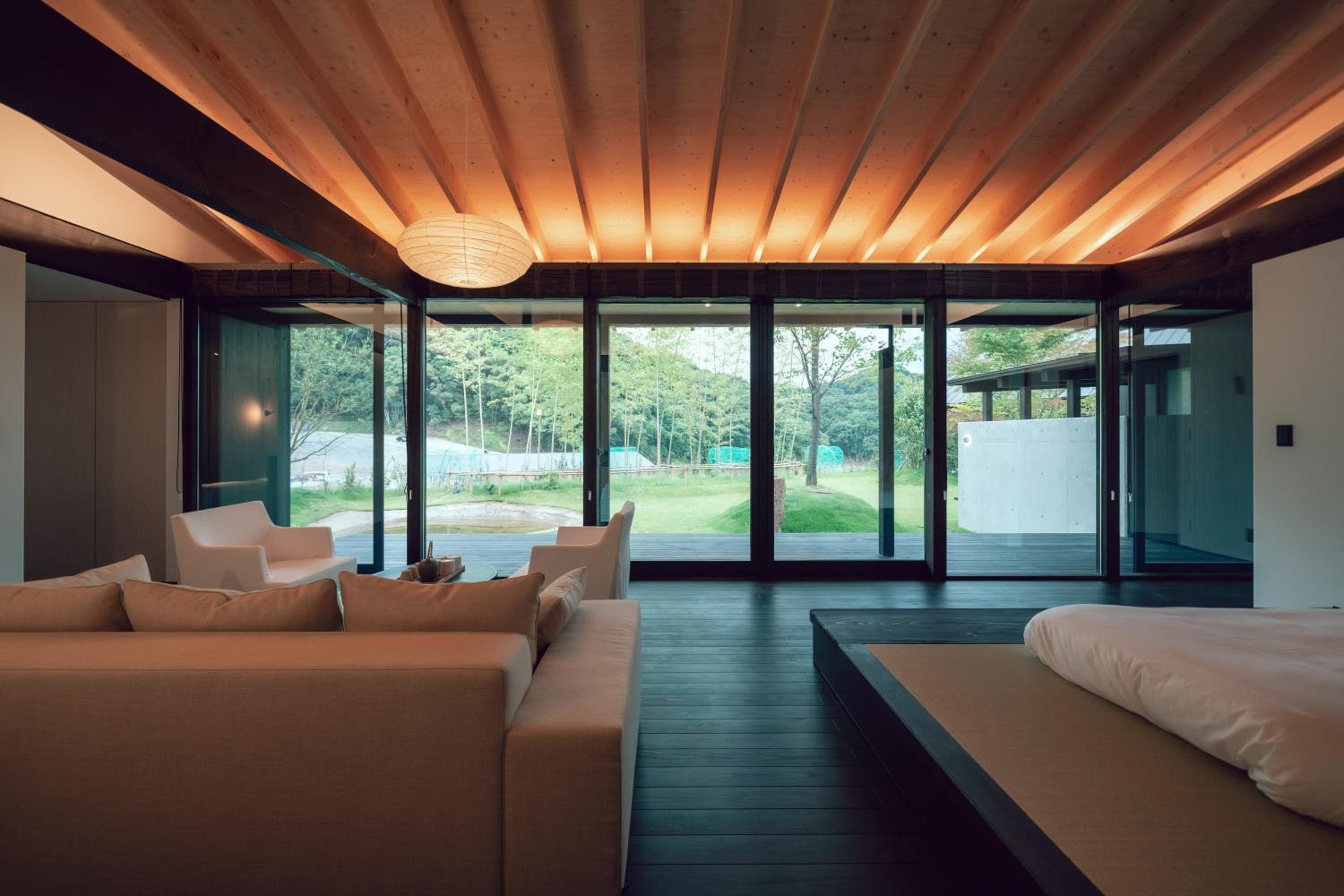 Villa - Photo 3