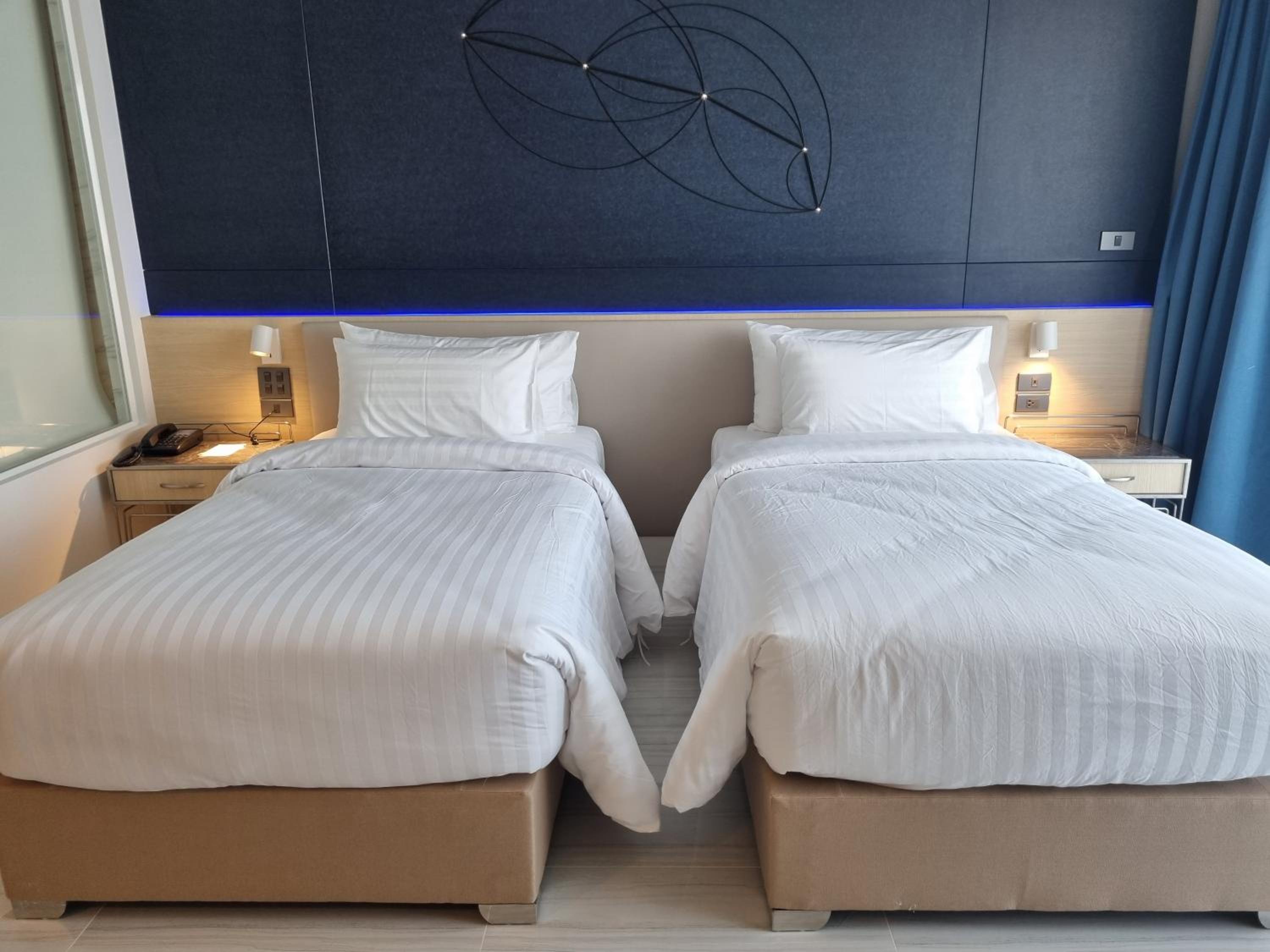 Superior Double or Twin Room - Tower Dee