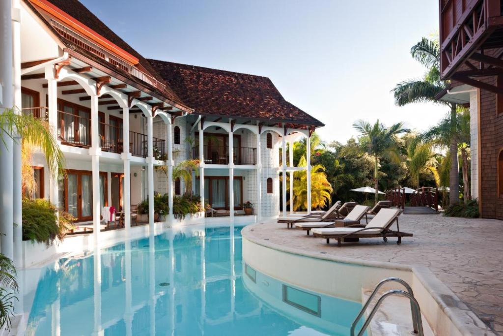 Suite with Pool Access