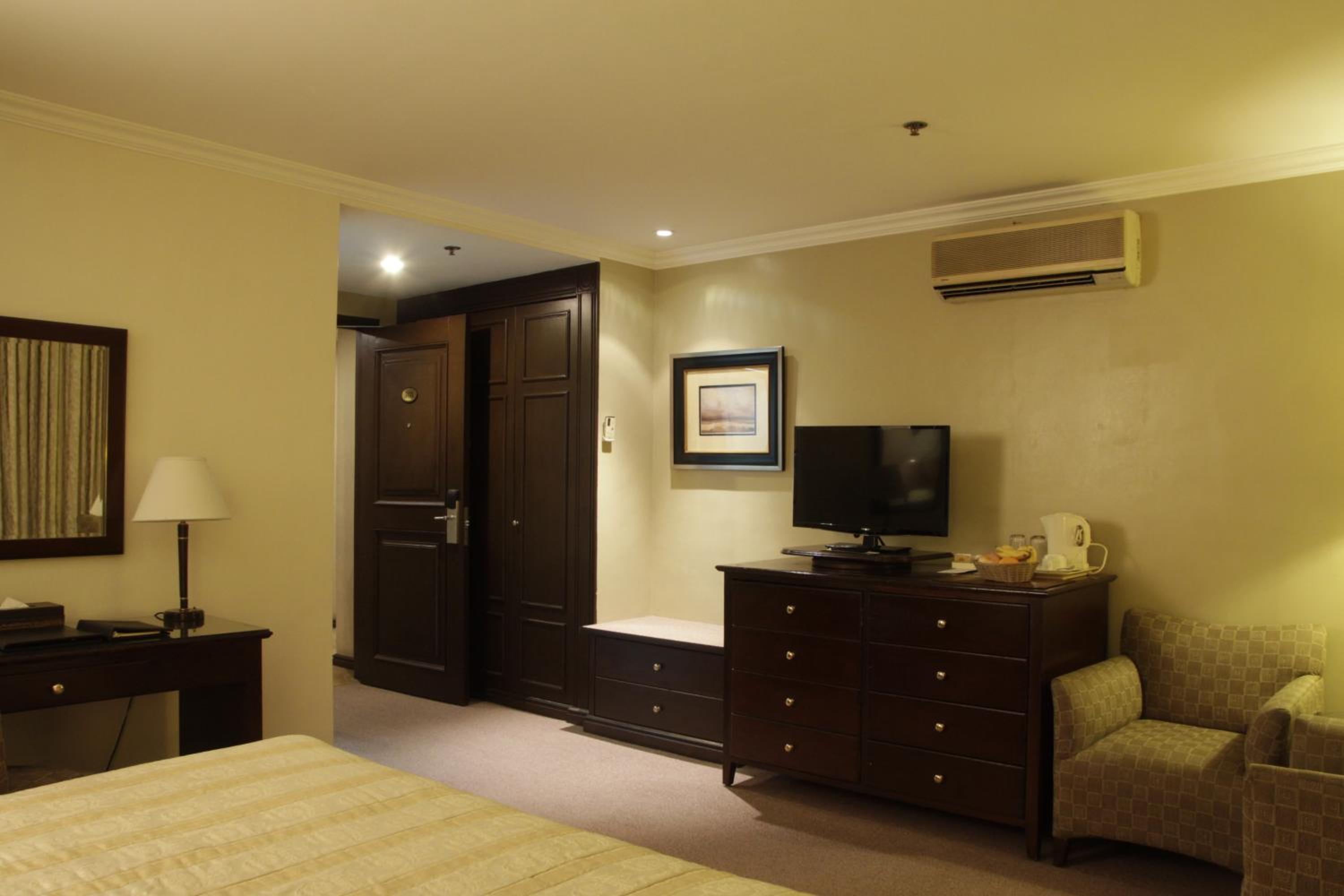 Superior Twin Room - Photo 2