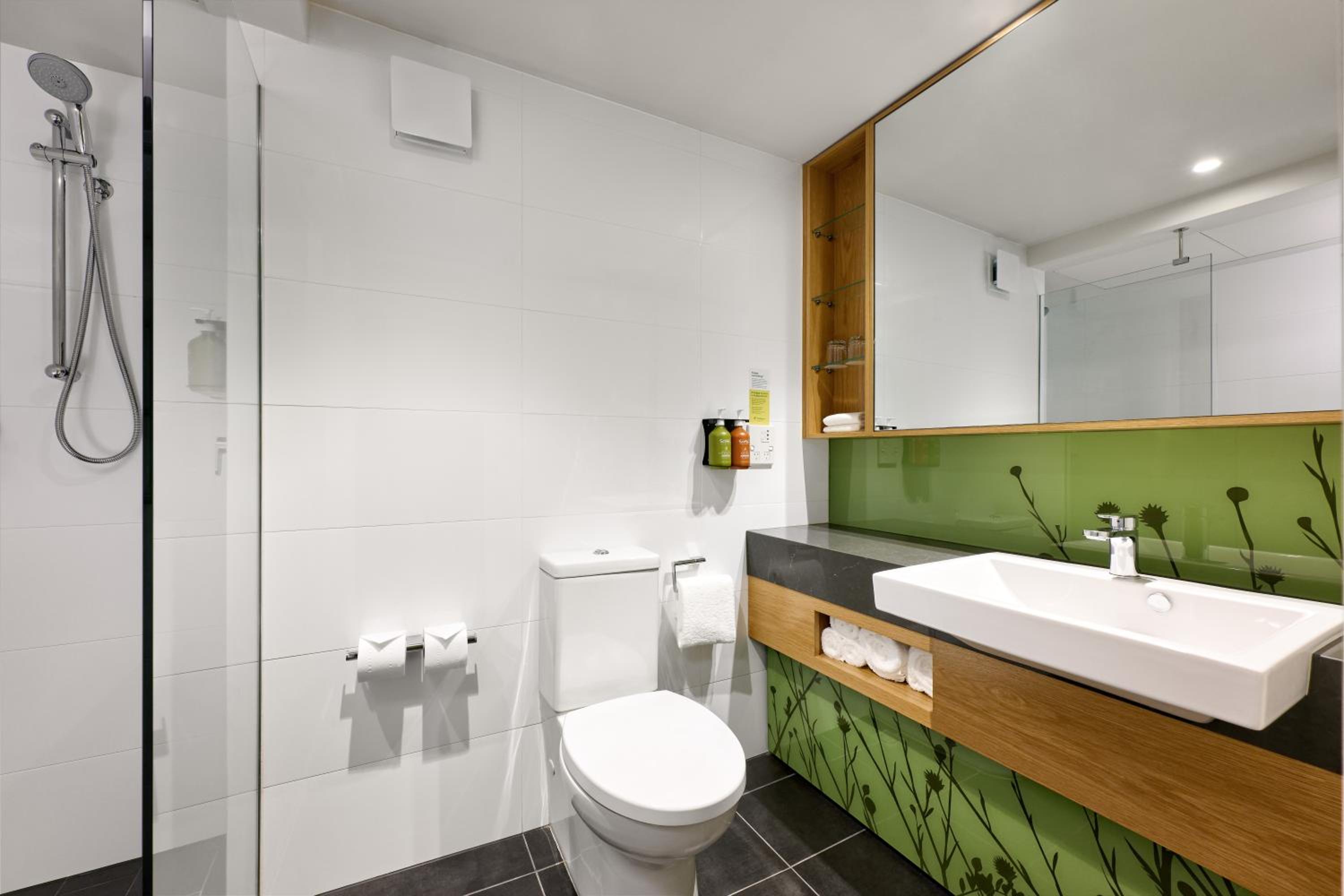 Standard Room - Photo 9