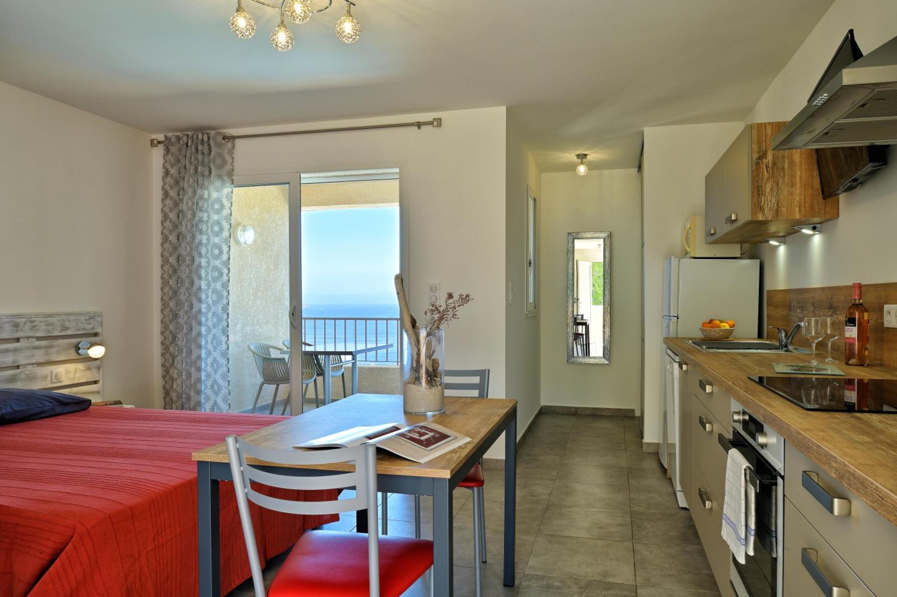 Studio with Sea View photo 1