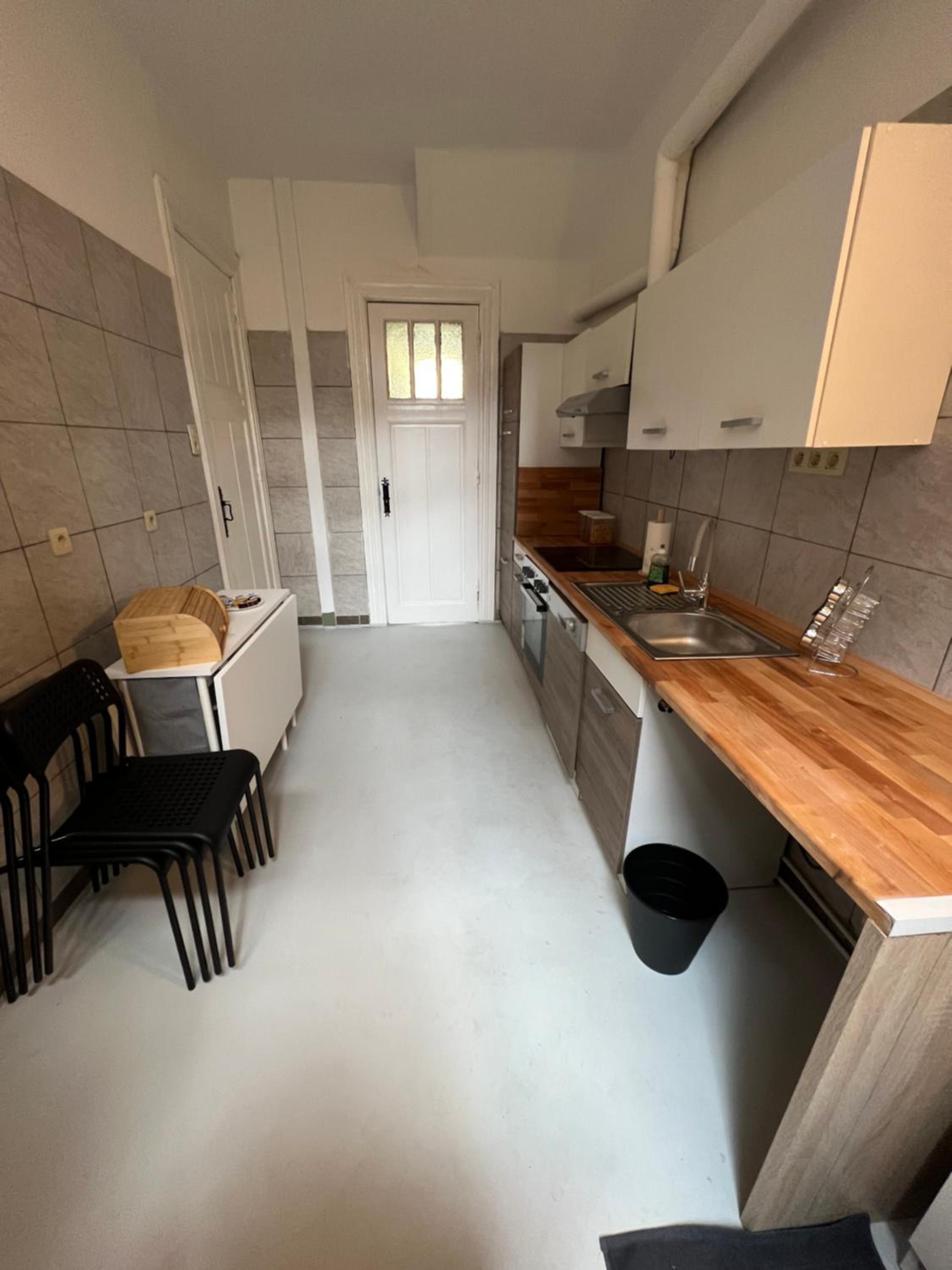 Two-Bedroom Apartment - Photo 6