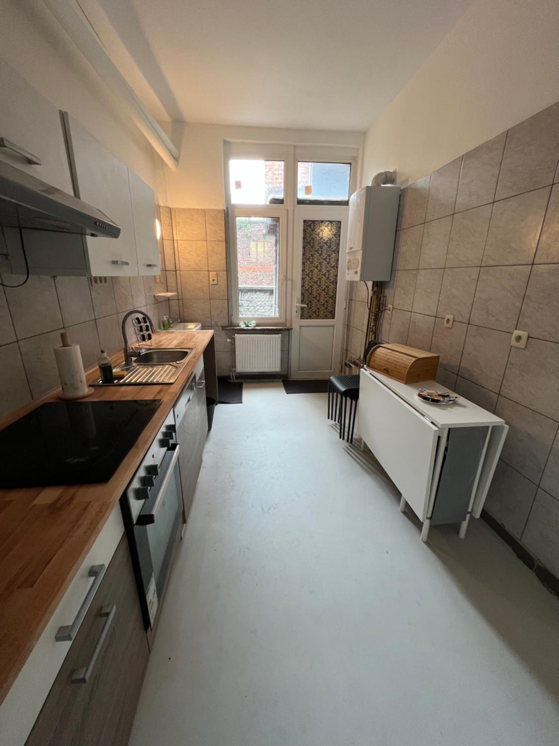 Two-Bedroom Apartment - Photo 9