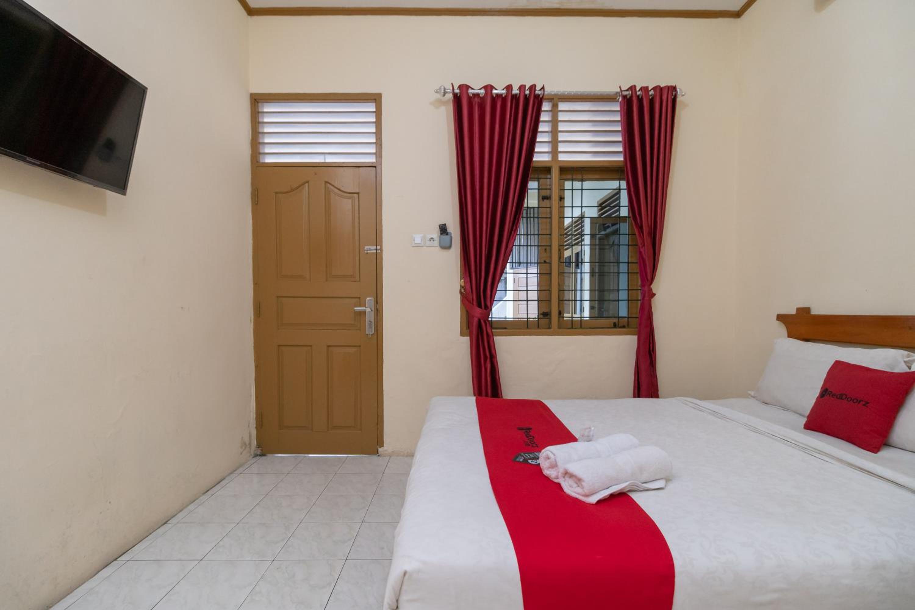 Standard Double Room - Photo 2