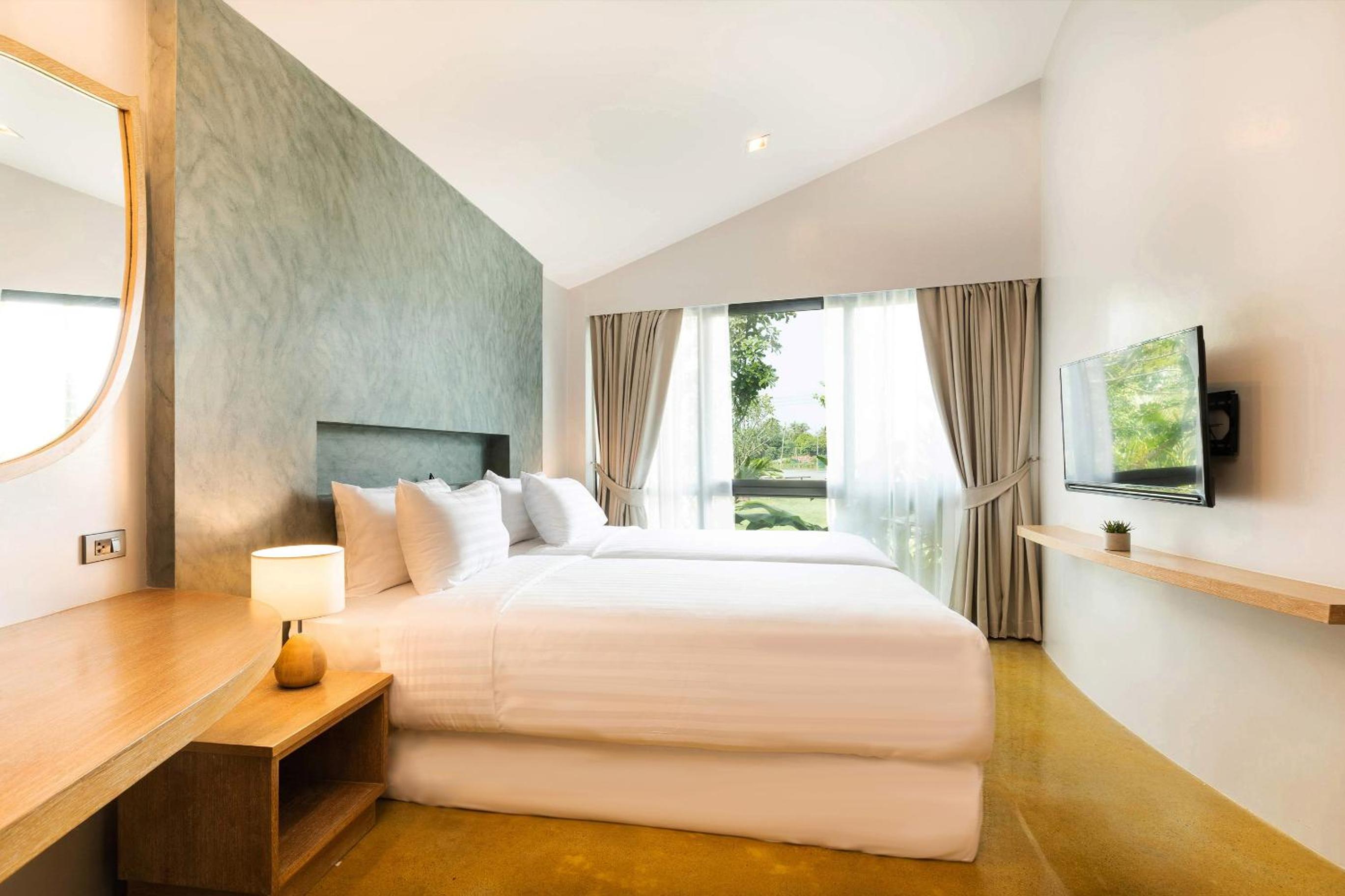 Two-Bedroom Villa with Private Pool - Photo 10