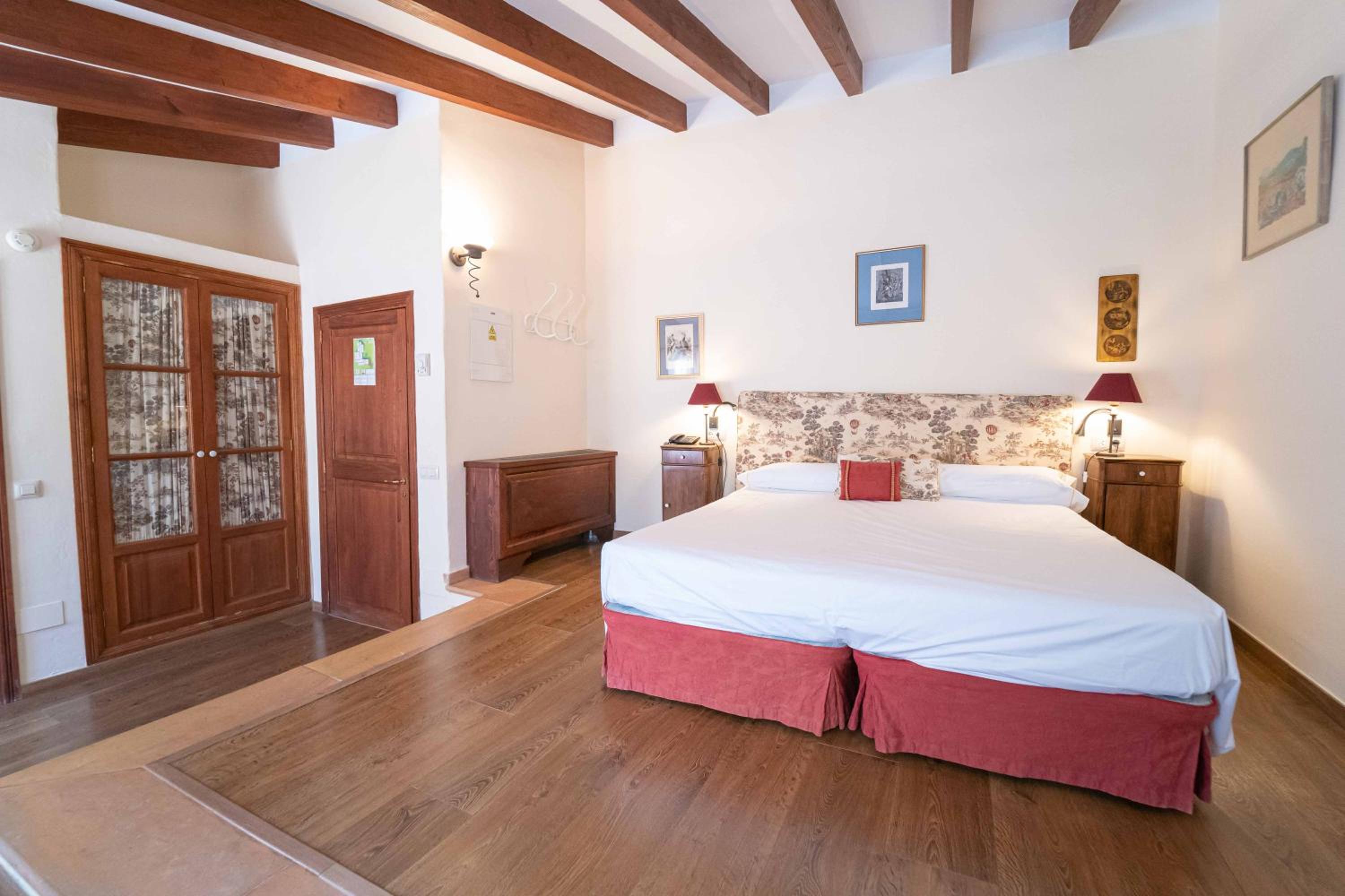 Superior Twin Room - Photo 1