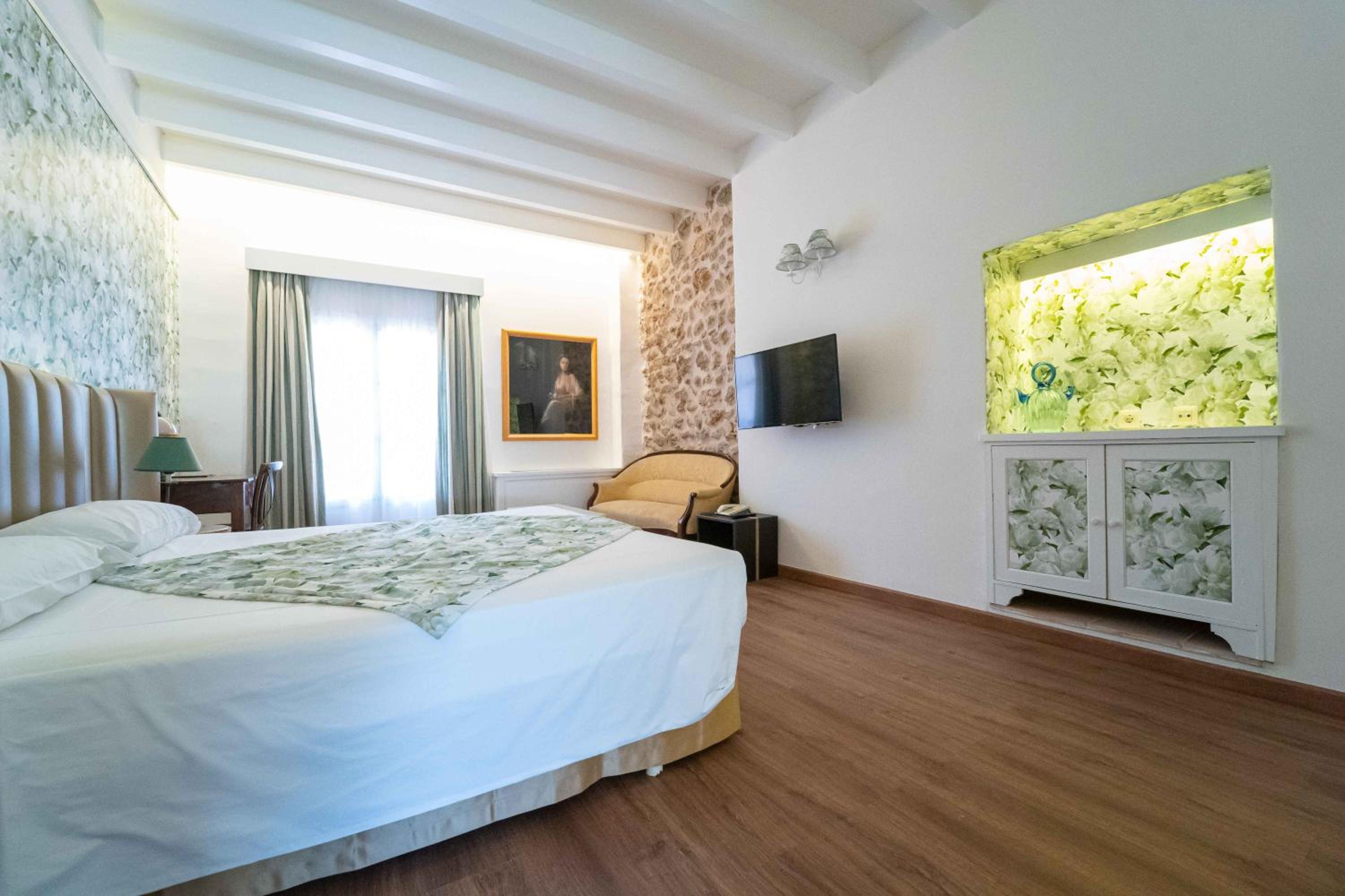 Superior Double Room with Terrace