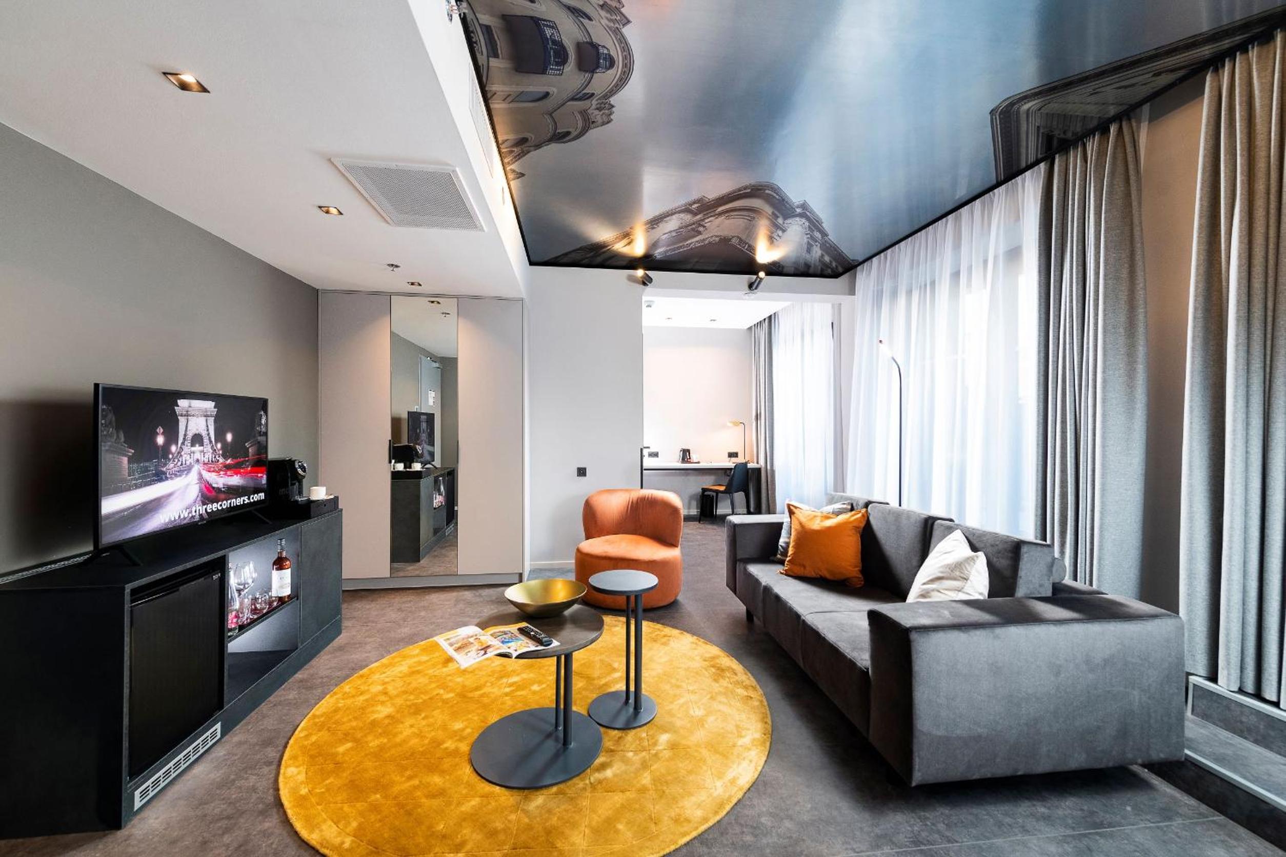 Panorama Limited Suite