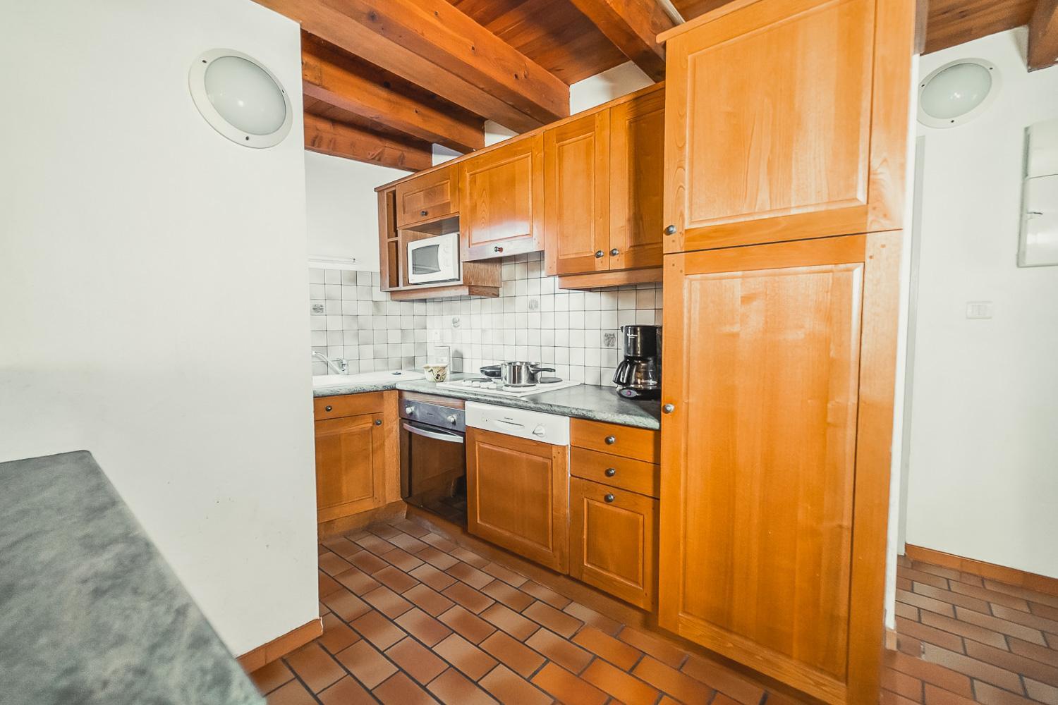 Three-Bedroom House photo 3