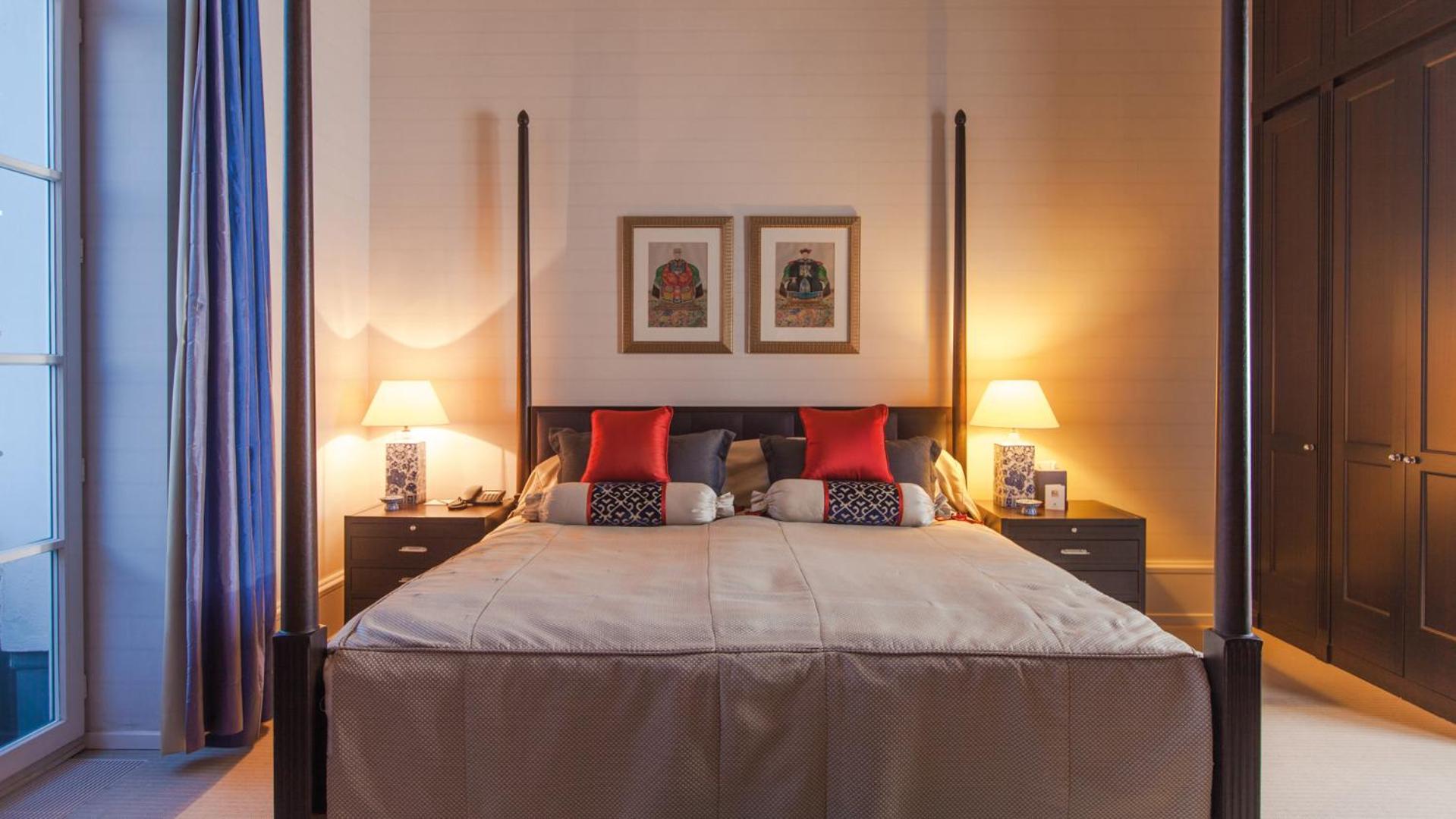 Deluxe Suite Sea Side