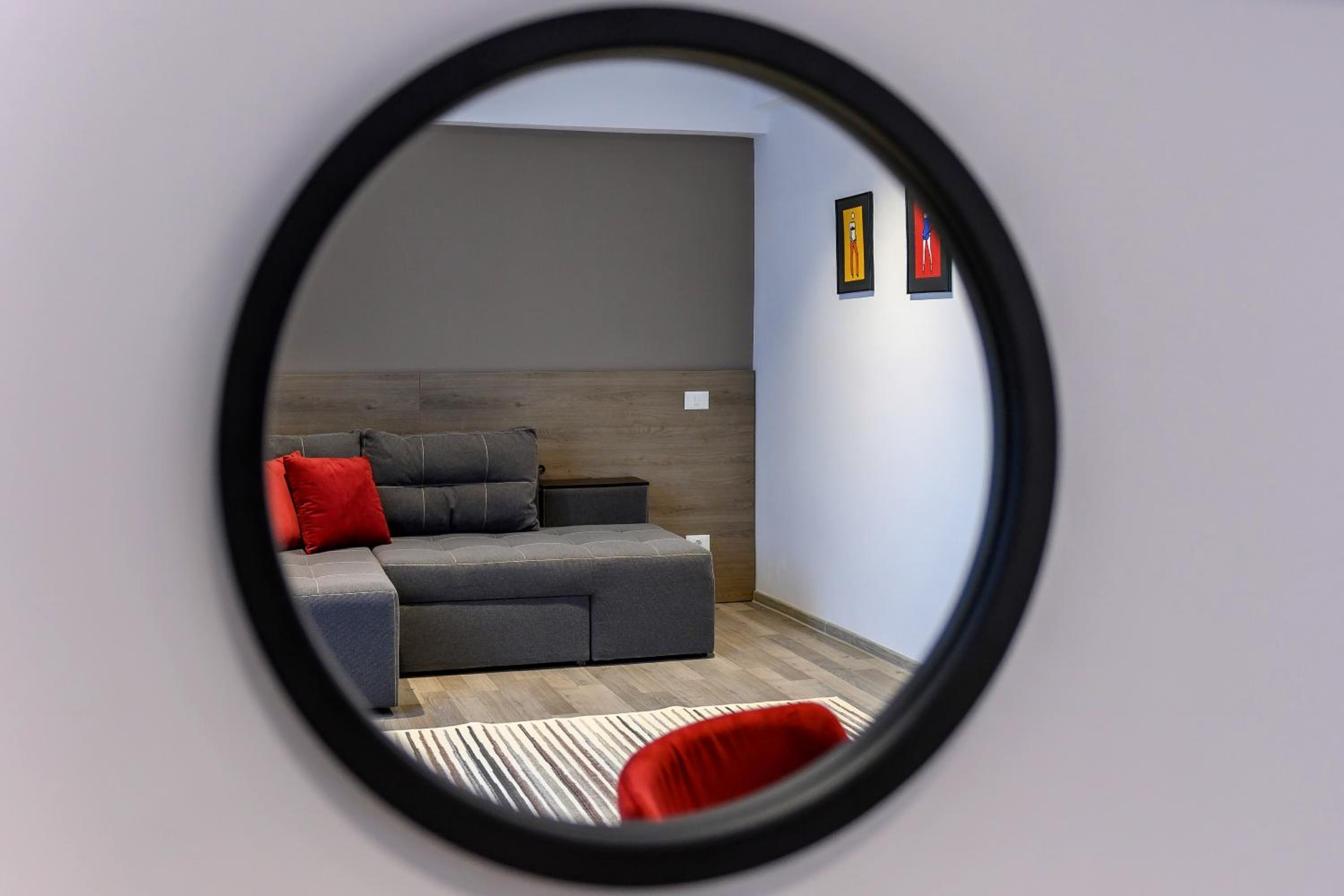 Deluxe King Suite - Photo 4