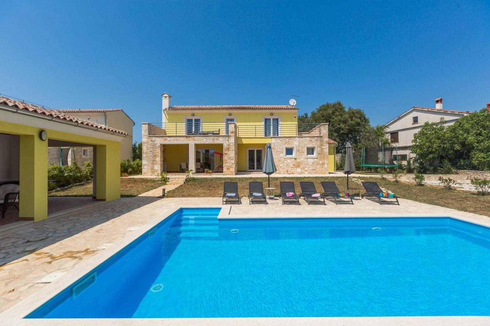 Villa with Garden View photo 2