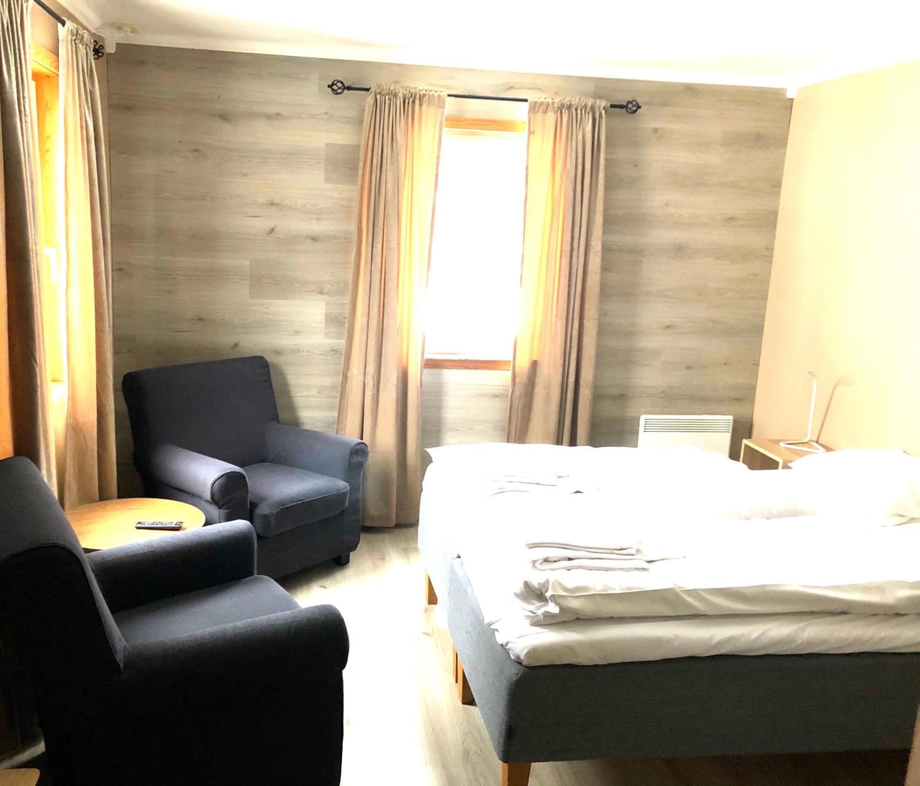 Economy Double Room photo 2