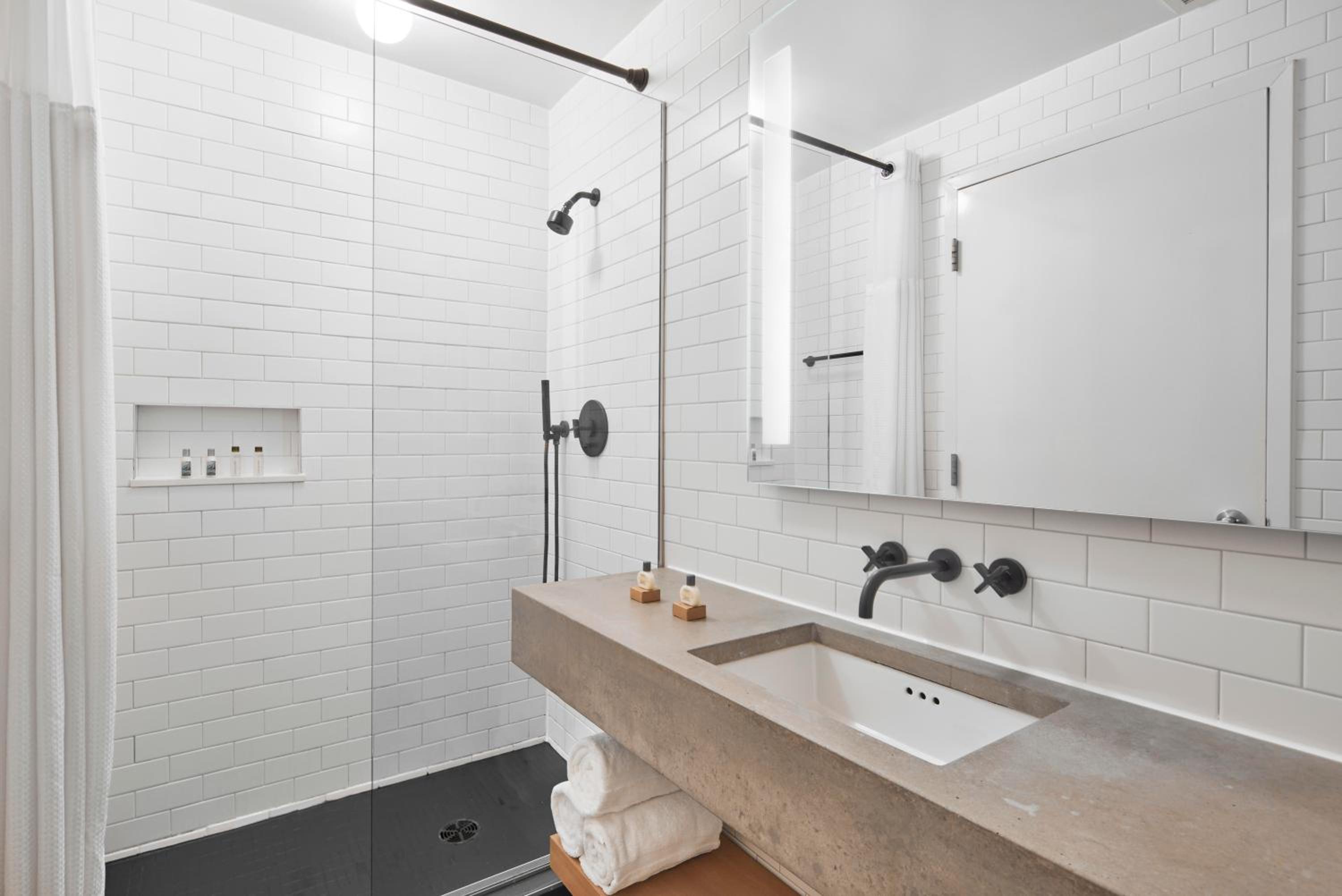 Executive Suite photo 2